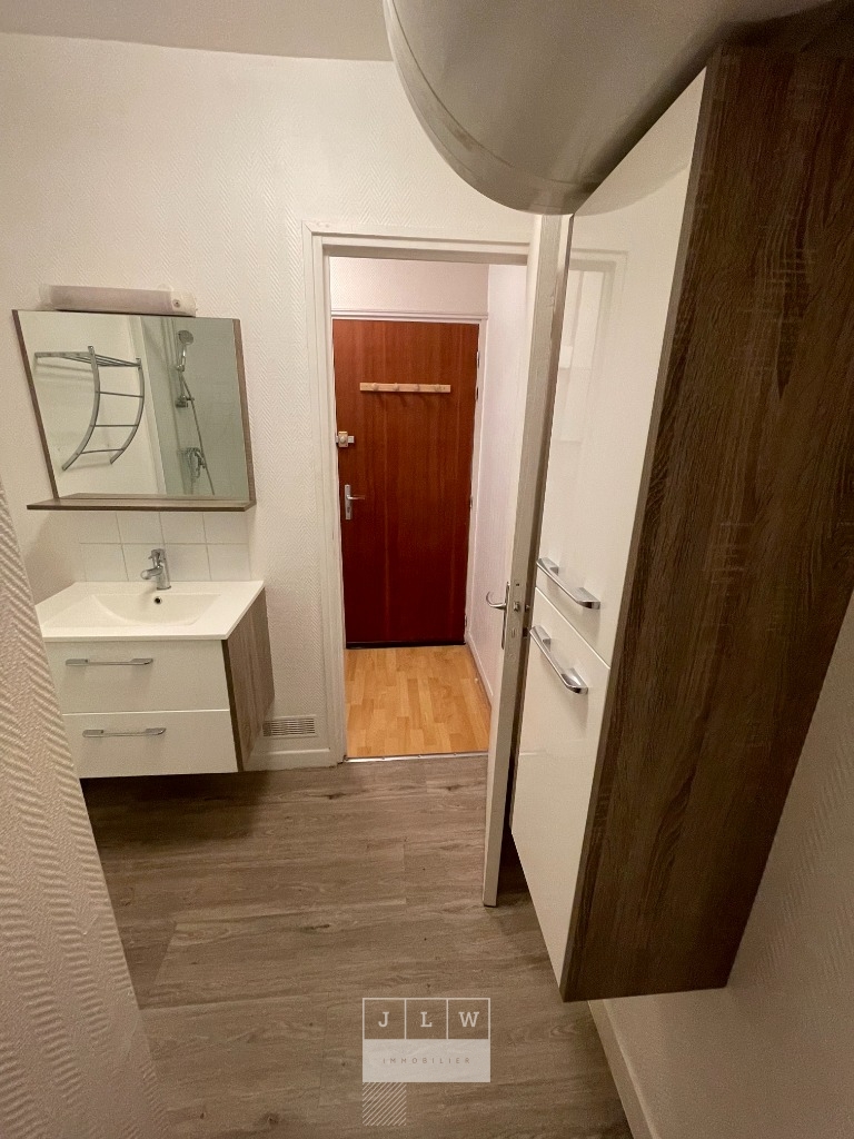 Zwx sr123 grand studio vieux lille rue saint sebastien Photo 6 - JLW Immobilier