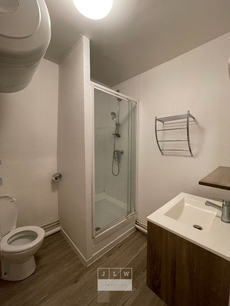 Zwx sr123 grand studio vieux lille rue saint sebastien Photo 7 - JLW Immobilier