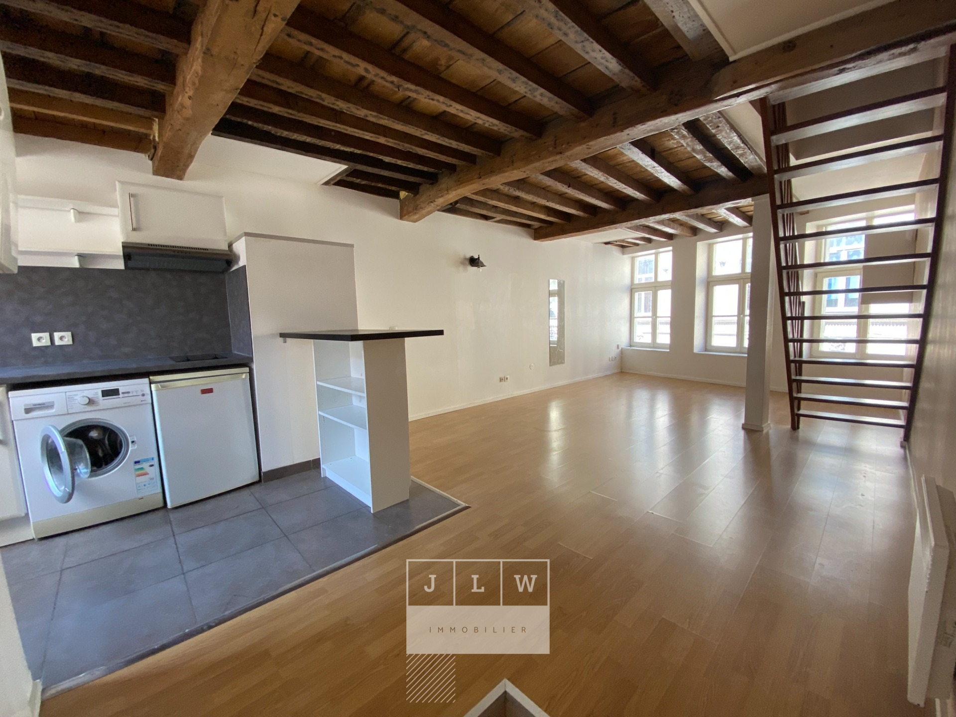 Aalu ll152 vieux lille t3 en duplex de 60m Photo 1 - JLW Immobilier