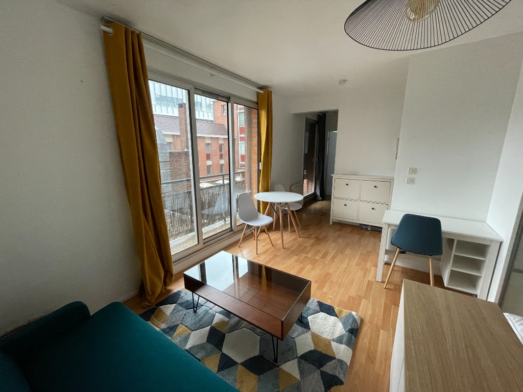 Lille hyper centre studio meuble balcon 25 48m2 Photo 2 - JLW Immobilier Lille hyper centre studio meuble balcon 25 48m2 Photo 2 - JLW Immobilier