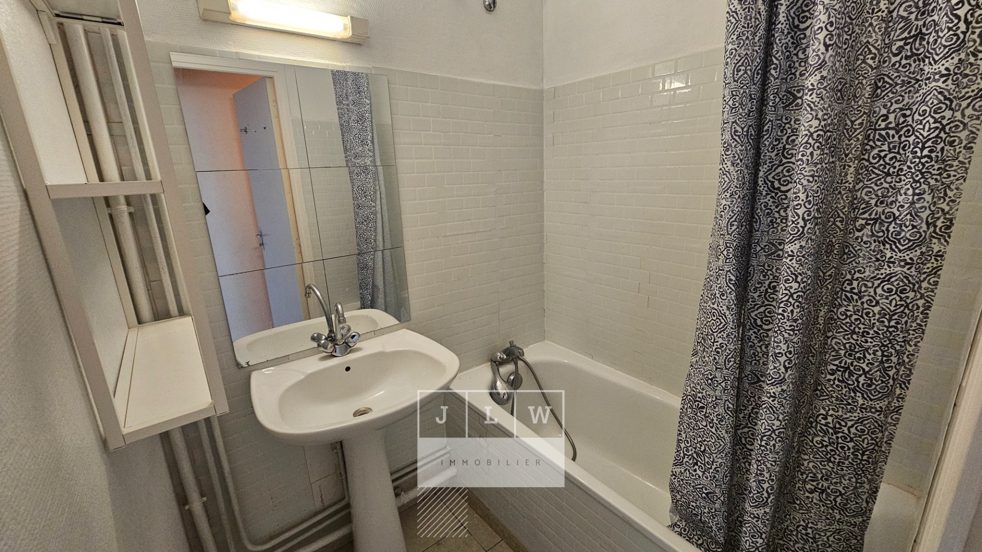 Aayo ll152 appartement type 1 bis secteur vieux lille Photo 7 - JLW Immobilier Aayo ll152 appartement type 1 bis secteur vieux lille Photo 7 - JLW Immobilier