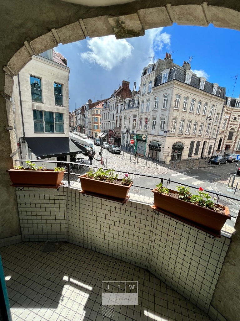 Acaa sr123  vieux lille t3 meuble avec balcon et garage Photo 7 - JLW Immobilier