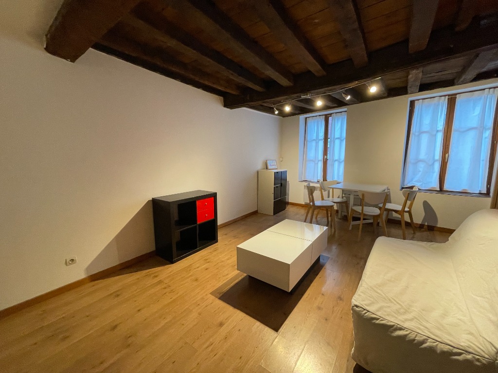 Acce ll152 lille rue de la clef t2 meuble mq diags Photo 6 - JLW Immobilier Acce ll152 lille rue de la clef t2 meuble mq diags Photo 6 - JLW Immobilier