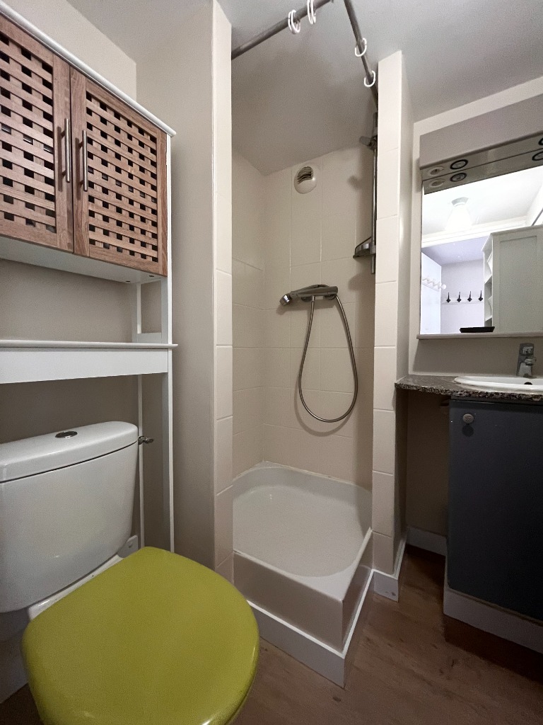 Appartement type 1 bis meuble vieux lille Photo 4 - JLW Immobilier Appartement type 1 bis meuble vieux lille Photo 4 - JLW Immobilier