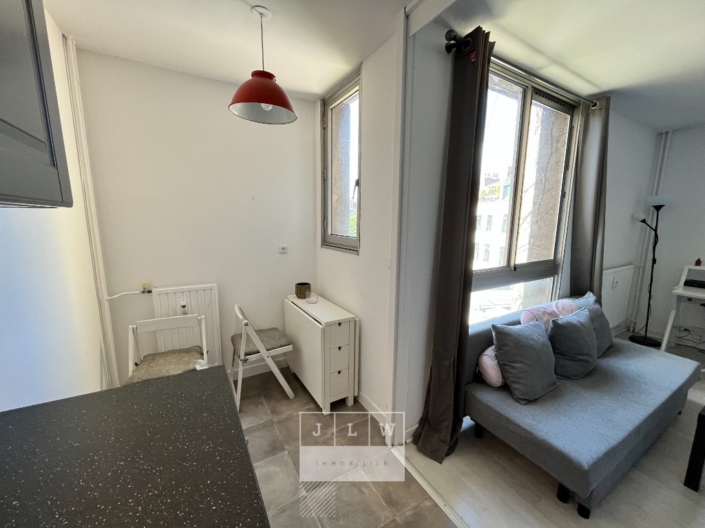 Acho ll152 lille vauban studio meuble de 3256m Photo 4 - JLW Immobilier