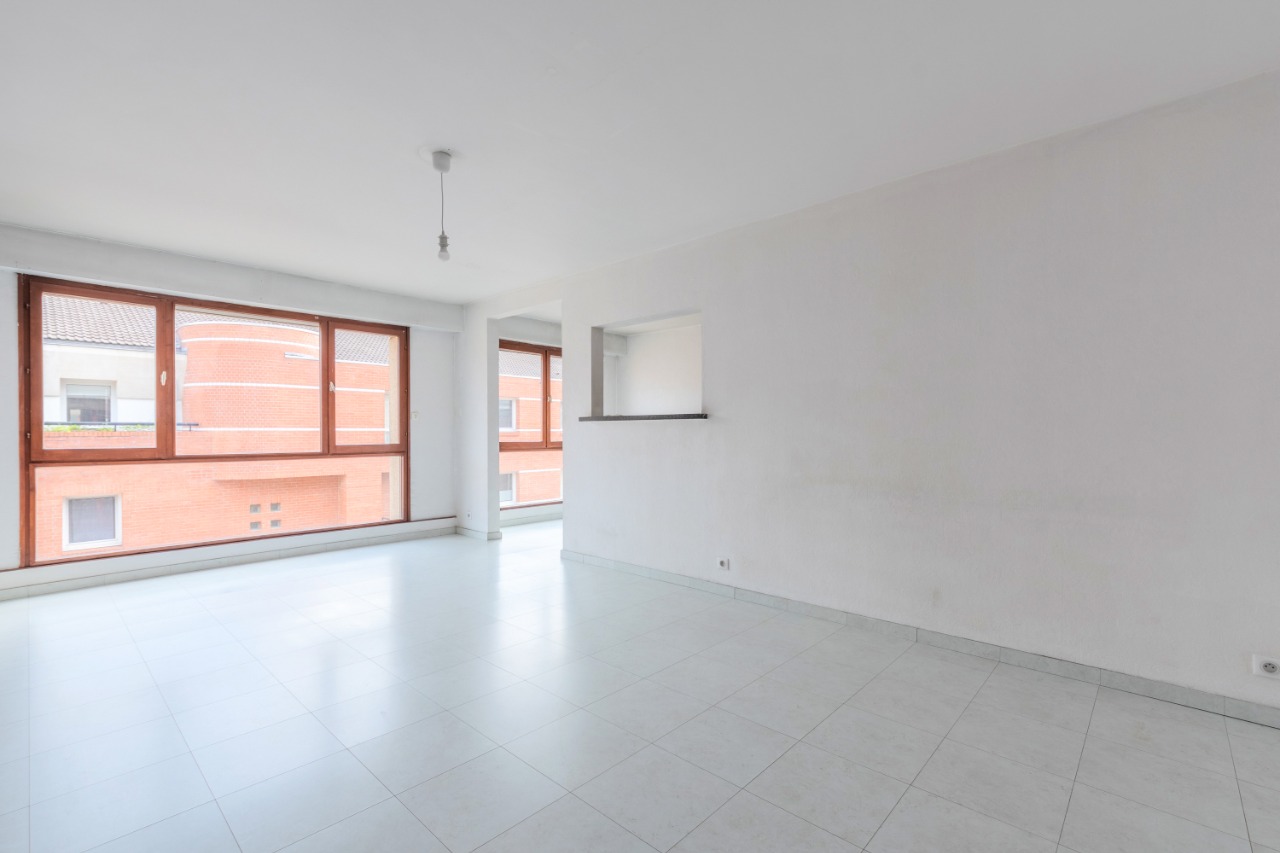 Vieux lille charmant trois pieces avec place de parking Photo 3 - JLW Immobilier