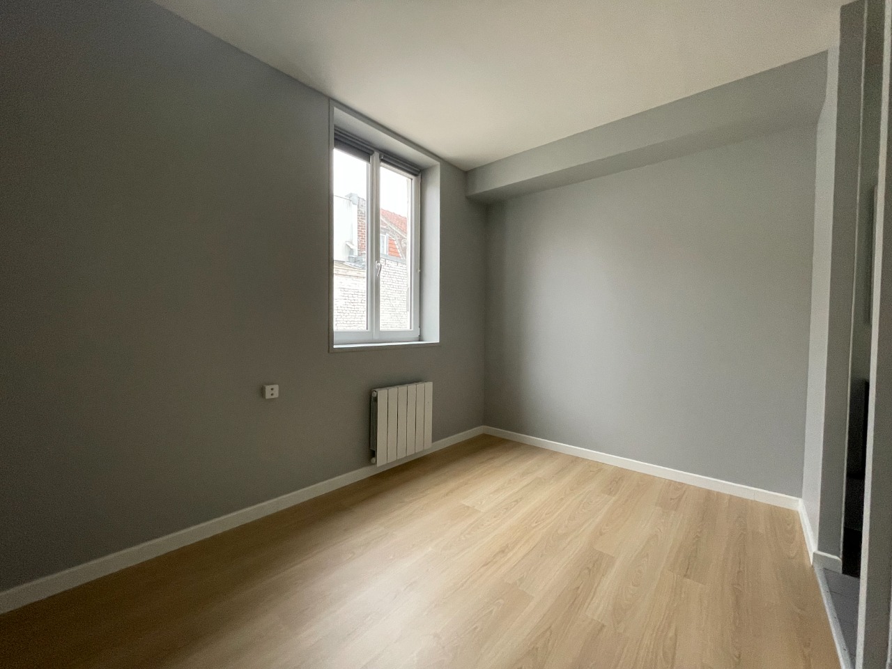 Maison renovee 2 chambres place du marche de wazemmes Photo 3 - JLW Immobilier Maison renovee 2 chambres place du marche de wazemmes Photo 3 - JLW Immobilier