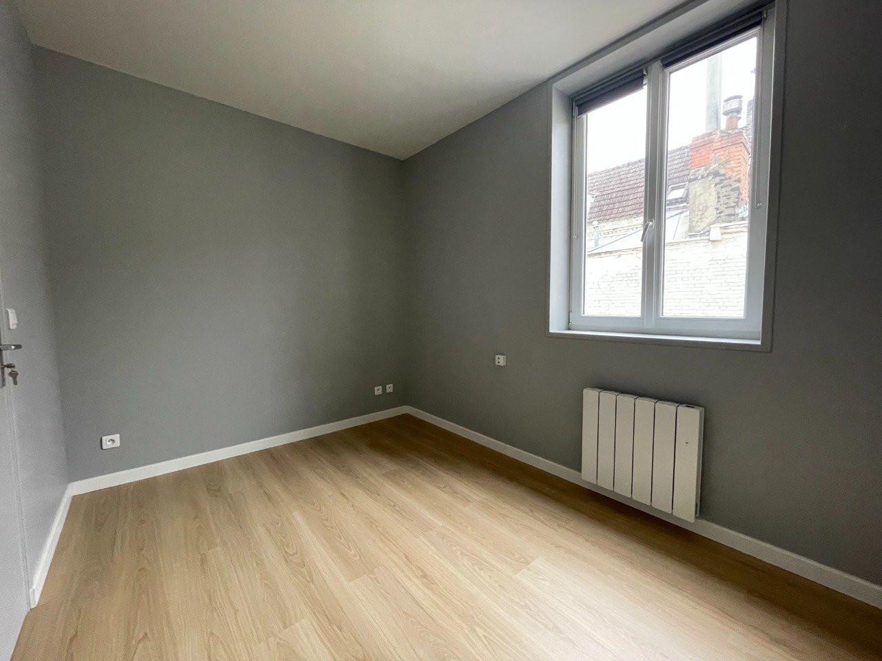 Maison renovee 2 chambres place du marche de wazemmes Photo 5 - JLW Immobilier Maison renovee 2 chambres place du marche de wazemmes Photo 5 - JLW Immobilier