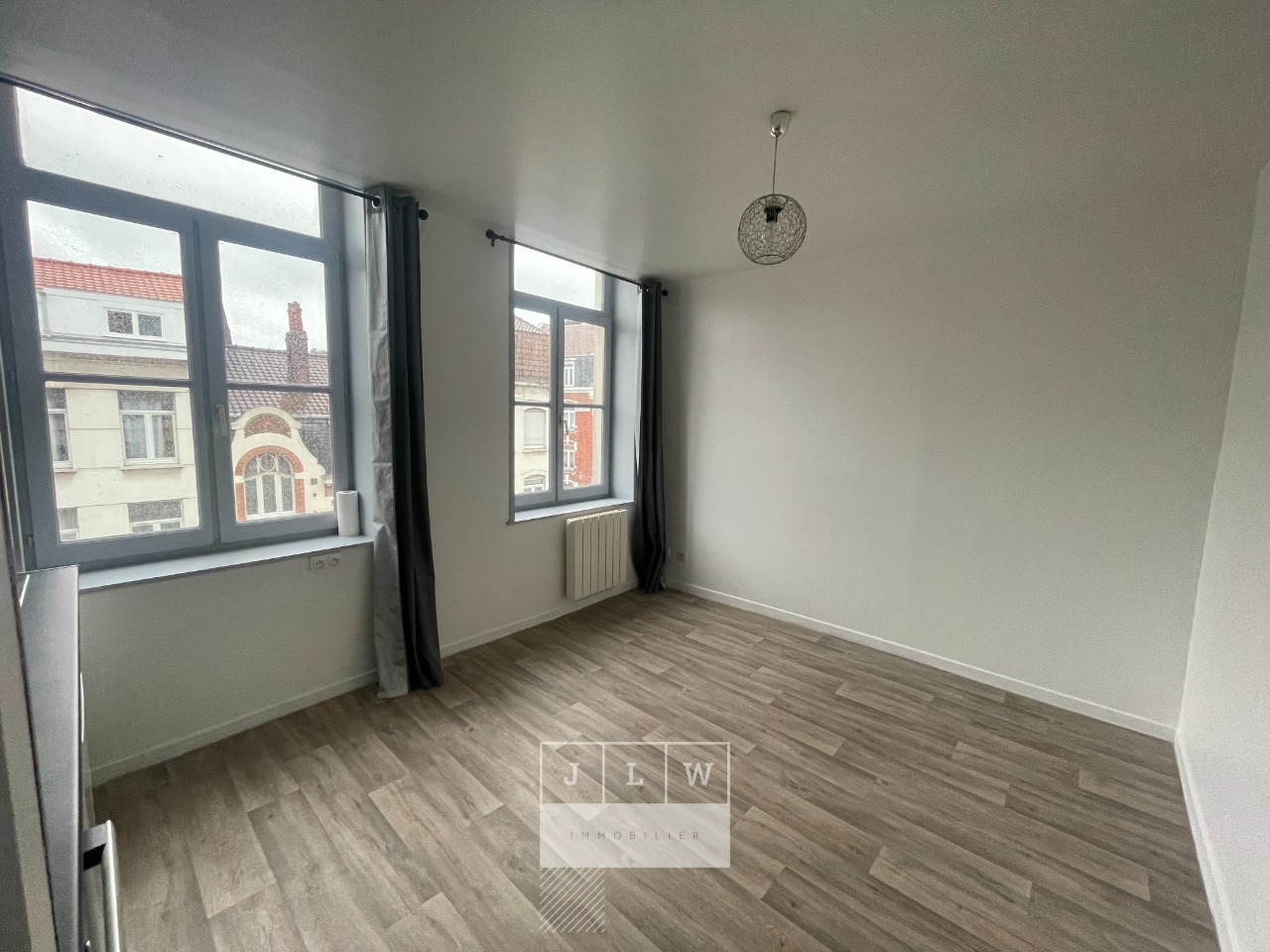 Ref  aeih ll152 lille cormontaigne triplex t1 bis meuble  Photo 1 - JLW Immobilier