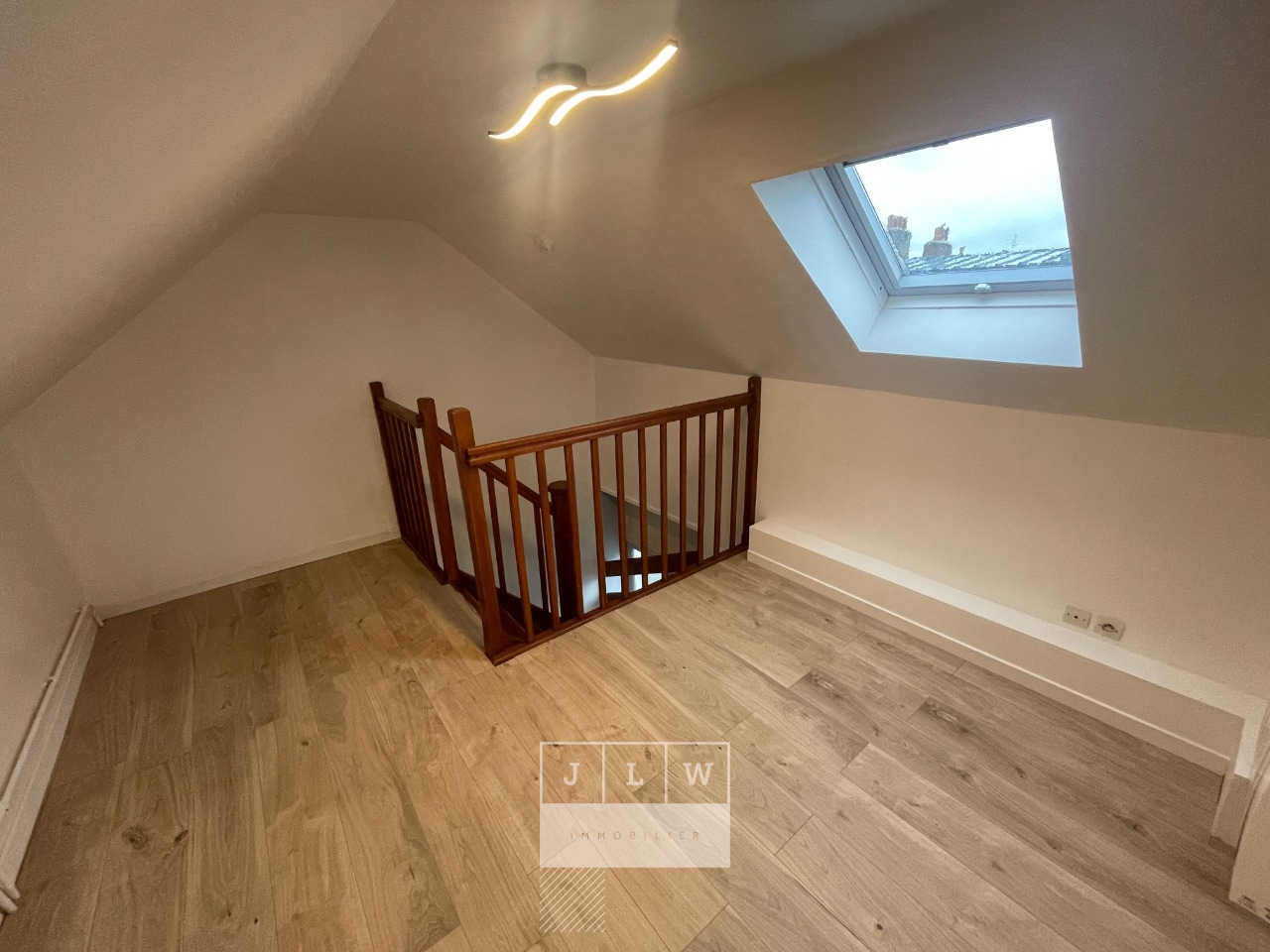 Ref  aeih ll152 lille cormontaigne triplex t1 bis meuble  Photo 3 - JLW Immobilier