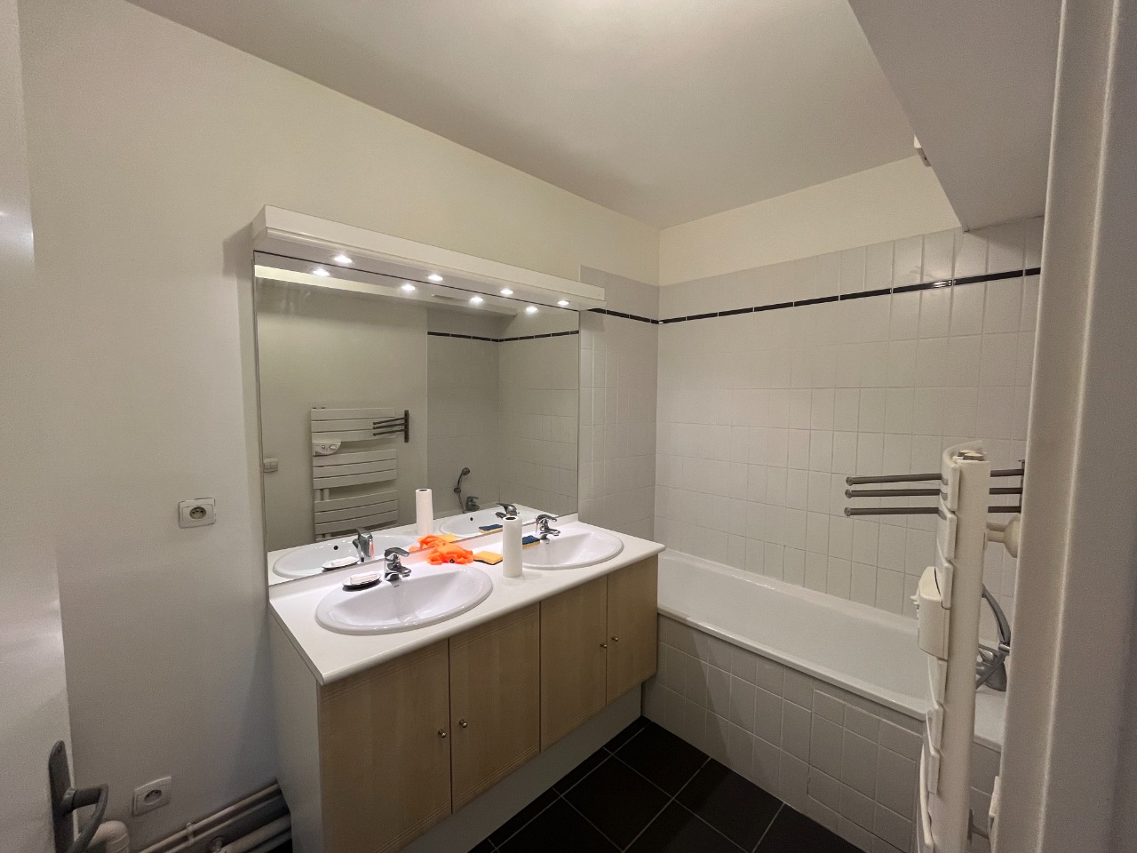 Visite juinagdv sr123 appartement t3 non meuble de 6857m Photo 3 - JLW Immobilier Visite juinagdv sr123 appartement t3 non meuble de 6857m Photo 3 - JLW Immobilier