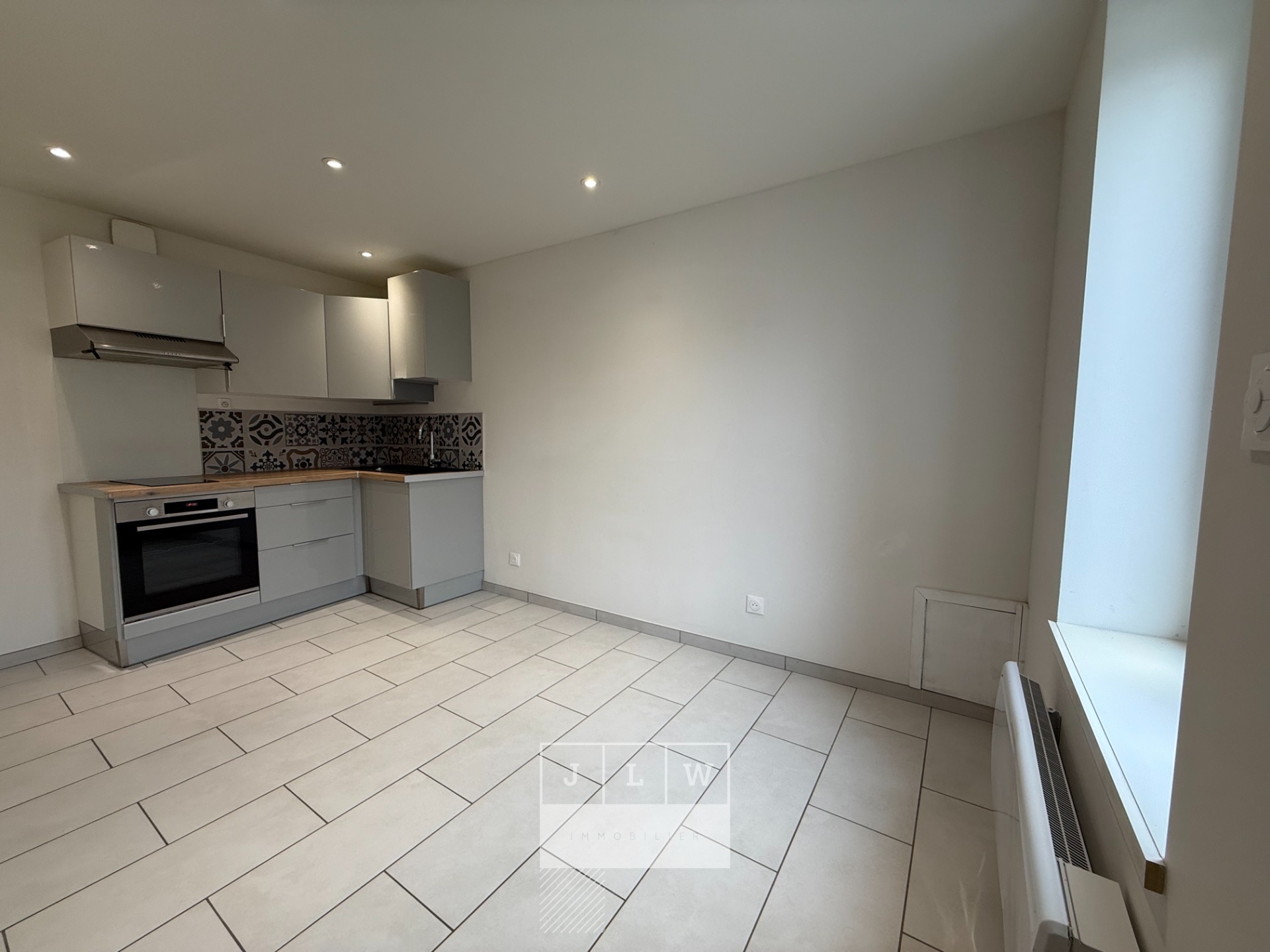 Agoh sr123  t2 bis triplex wattignies centre Photo 1 - JLW Immobilier