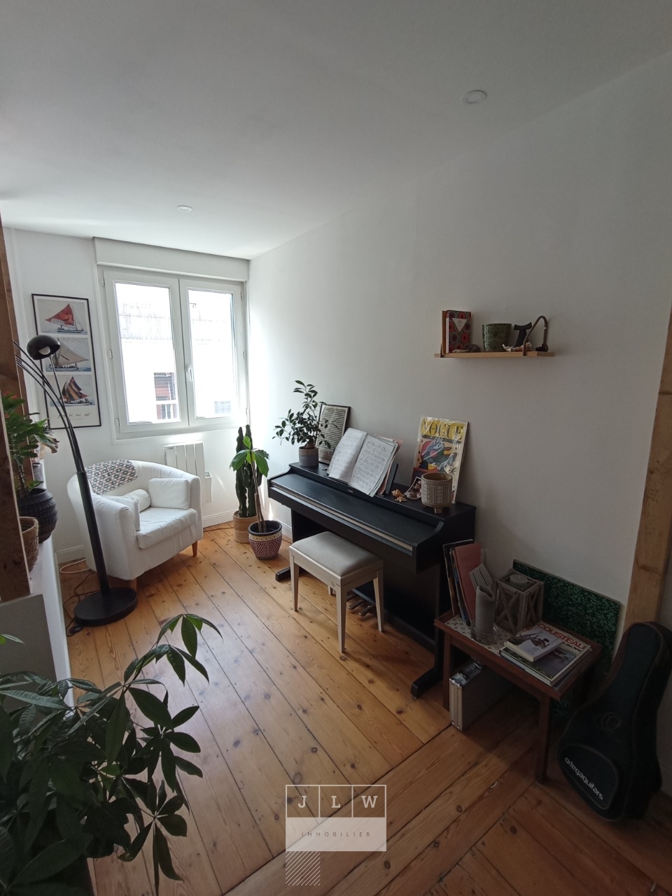 Agrb sr123 lille saint michel grand t2 en duplex meuble Photo 5 - JLW Immobilier