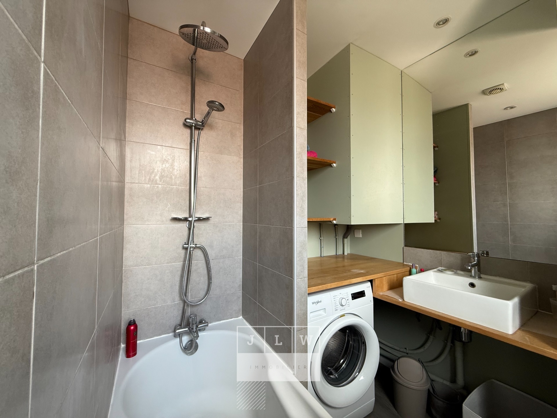 Agrb sr123 saint michel t2 73m2 en duplex meuble Photo 9 - JLW Immobilier Agrb sr123 saint michel t2 73m2 en duplex meuble Photo 9 - JLW Immobilier