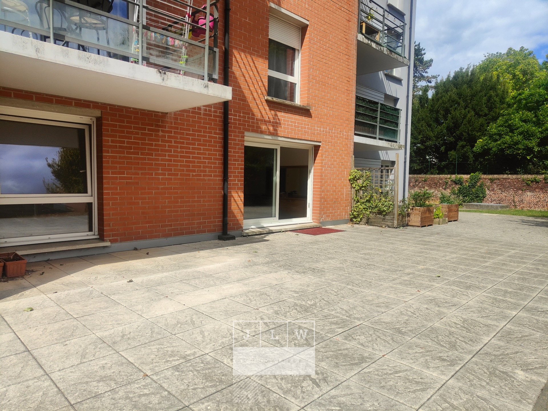 Ahvi cm120 loos beau t3 de 2006 cave parking terrasse Photo 3 - JLW Immobilier Ahvi cm120 loos beau t3 de 2006 cave parking terrasse Photo 3 - JLW Immobilier