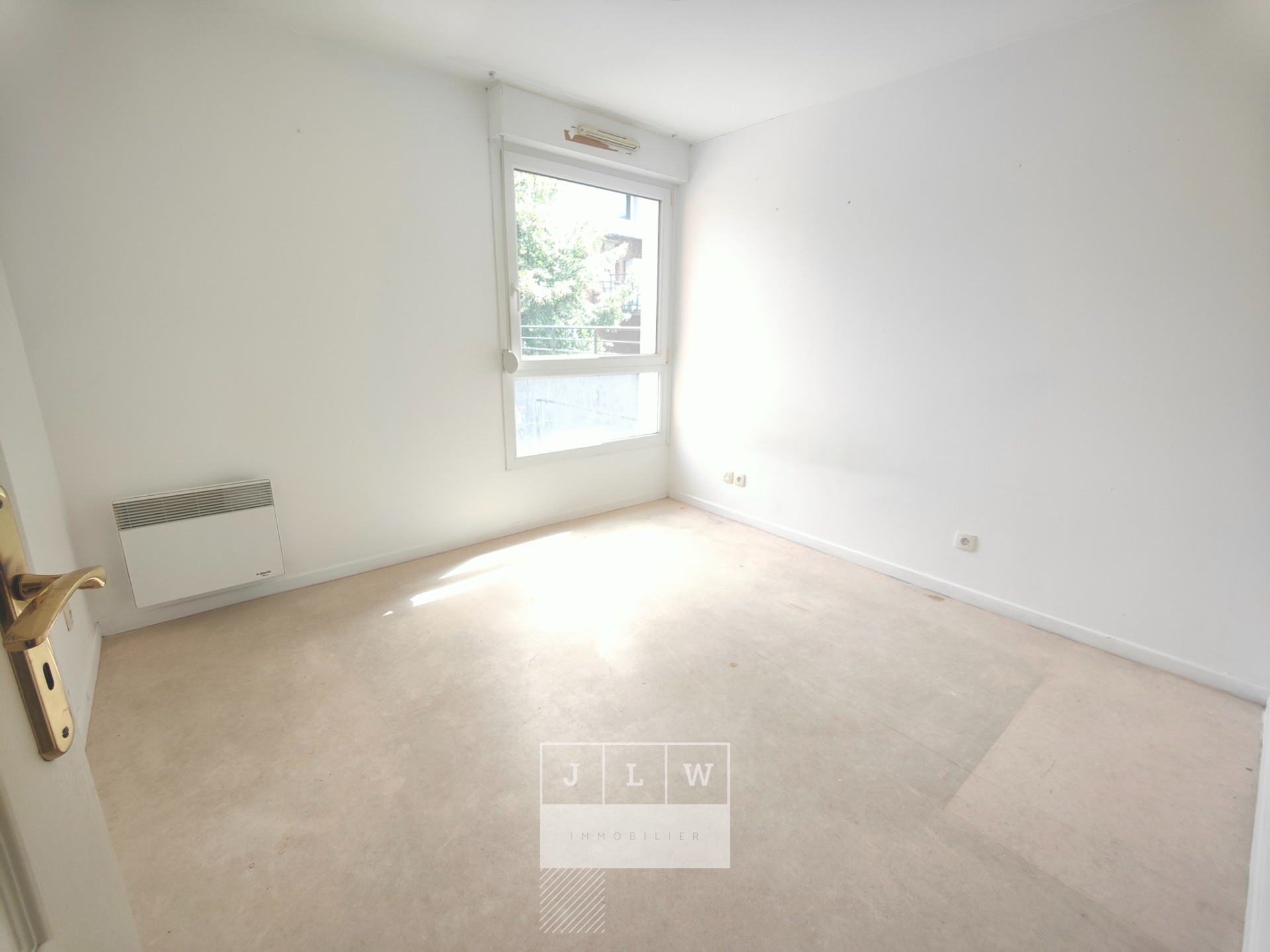 Ahvi cm120 loos beau t3 de 2006 cave parking terrasse Photo 8 - JLW Immobilier Ahvi cm120 loos beau t3 de 2006 cave parking terrasse Photo 8 - JLW Immobilier