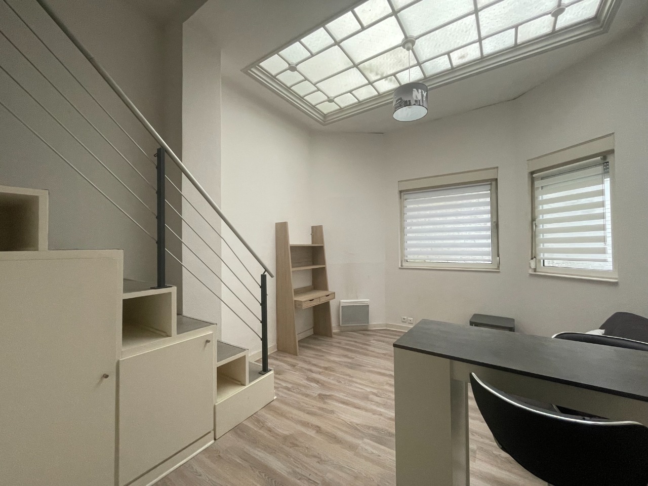 Grand studio   cour rue nationale Photo 3 - JLW Immobilier