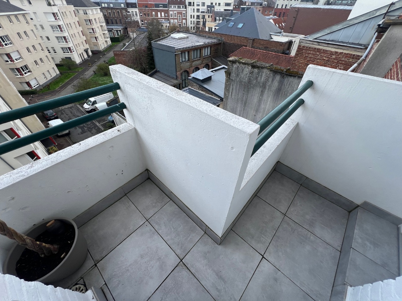 Superbe t2 avec balcon cave et parking en location Photo 8 - JLW Immobilier