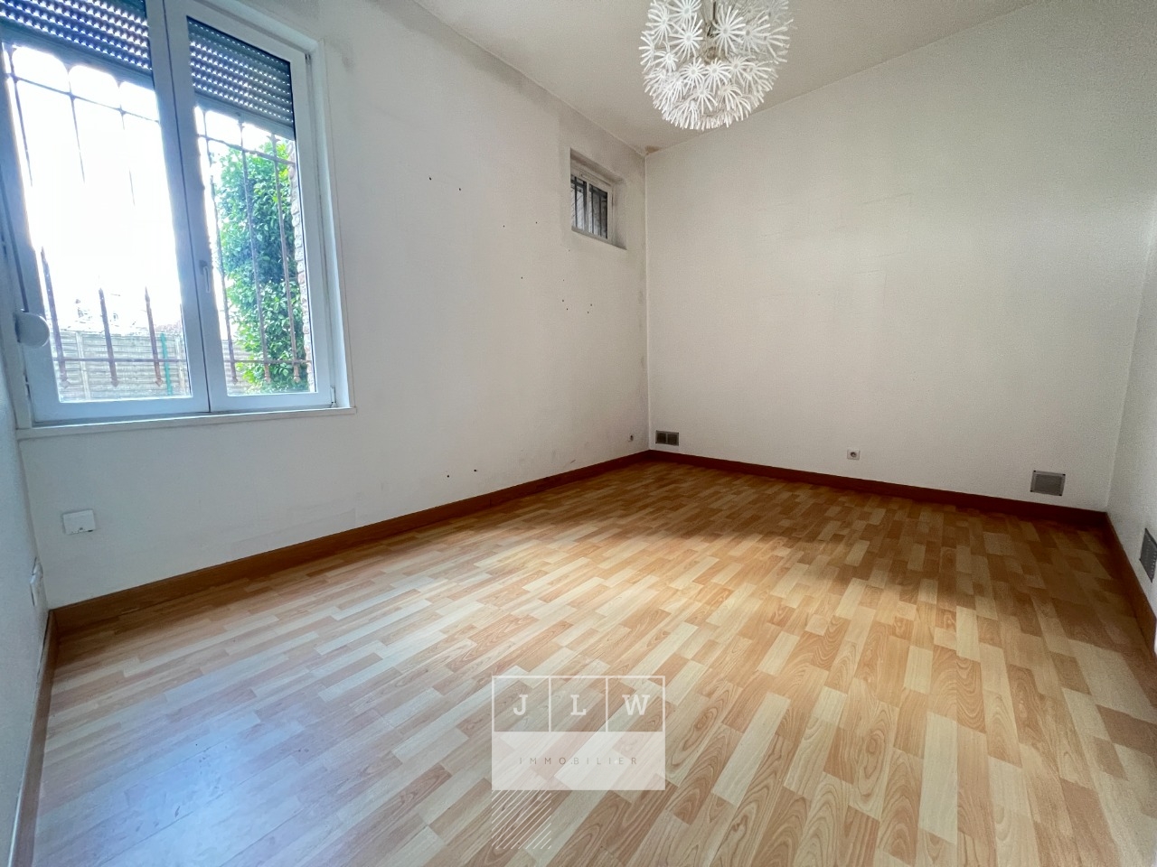 Ajnz fl16 vieux lille plateau bureaux Photo 2 - JLW Immobilier Ajnz fl16 vieux lille plateau bureaux Photo 2 - JLW Immobilier