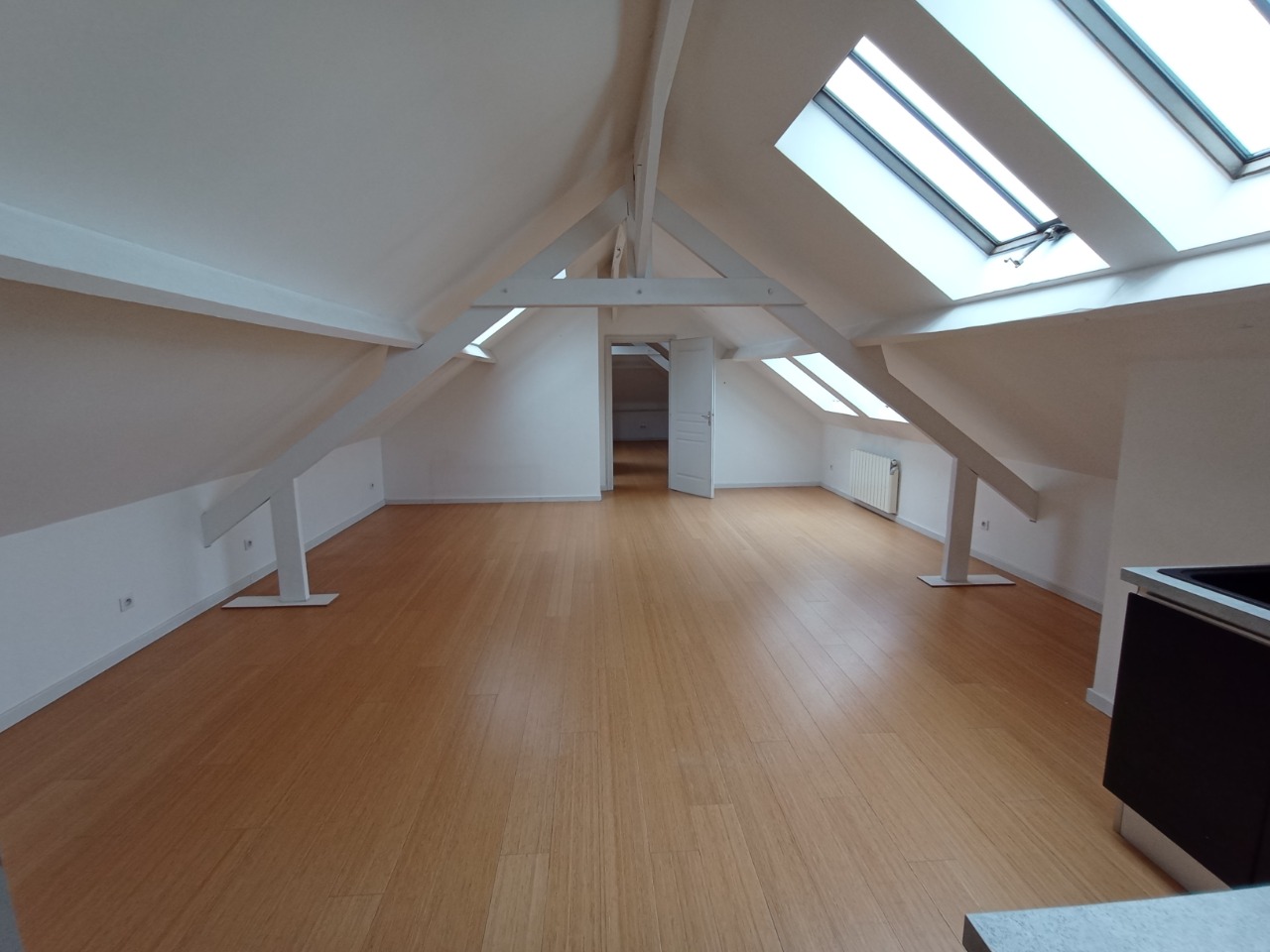Akdh ll152 lille secteur repu saint michel t2 non meuble Photo 1 - JLW Immobilier