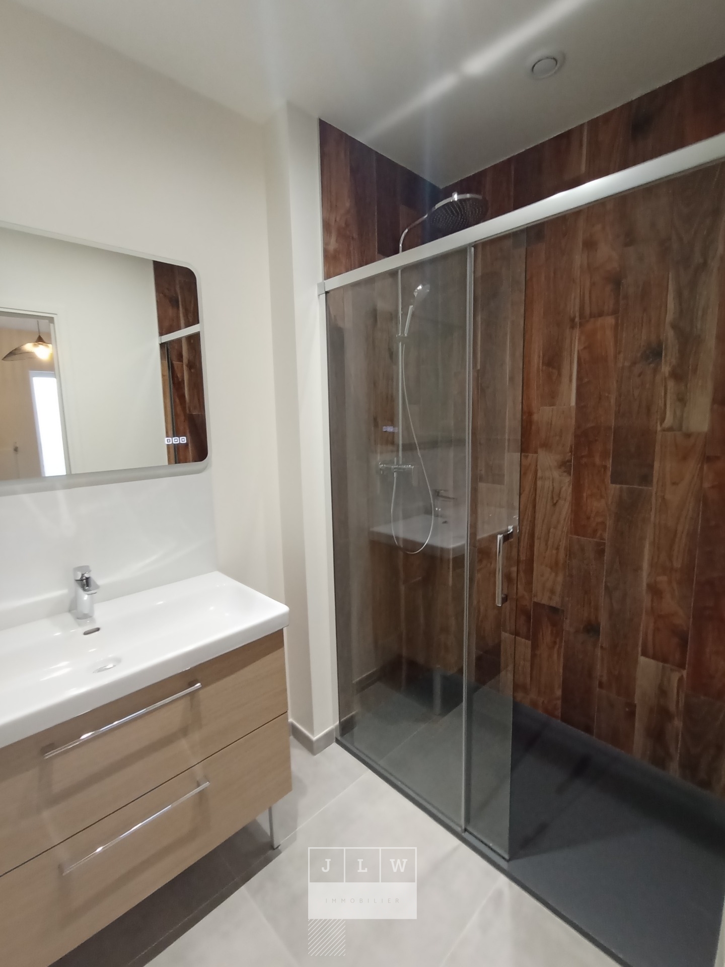 Akmb ll152 appartement type 3 en rdc 2 exterieurs Photo 6 - JLW Immobilier Akmb ll152 appartement type 3 en rdc 2 exterieurs Photo 6 - JLW Immobilier