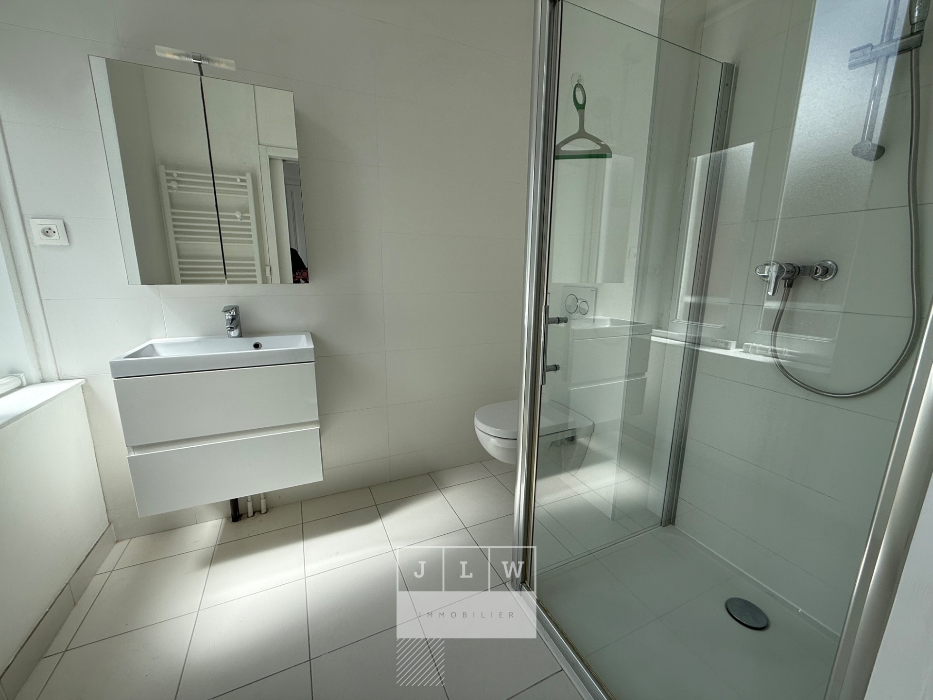 Aksb ll152 cormontaigne studio meuble 26m Photo 4 - JLW Immobilier Aksb ll152 cormontaigne studio meuble 26m Photo 4 - JLW Immobilier