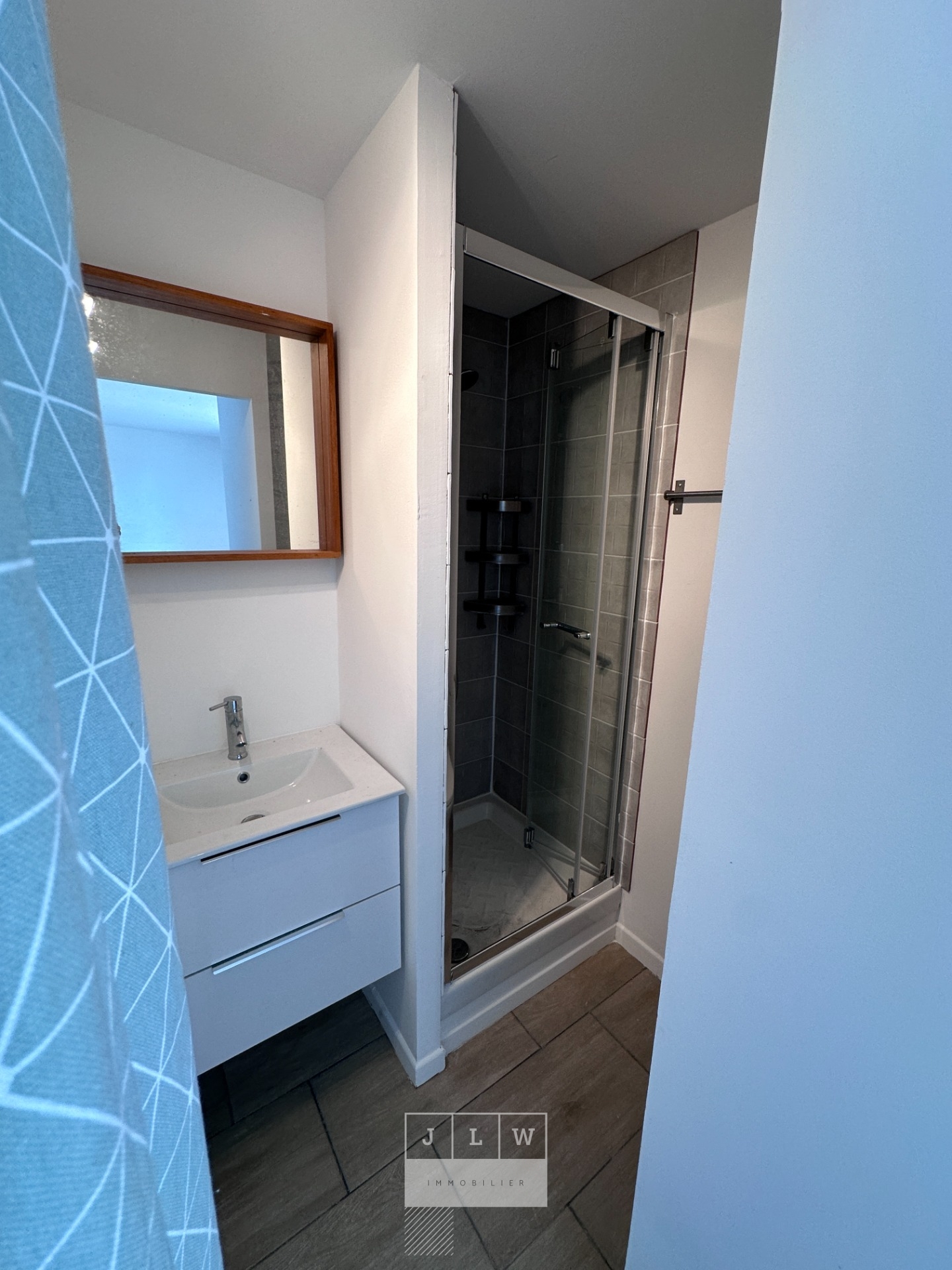 Alpz ll152 chambre en colocation sdd privative Photo 3 - JLW Immobilier