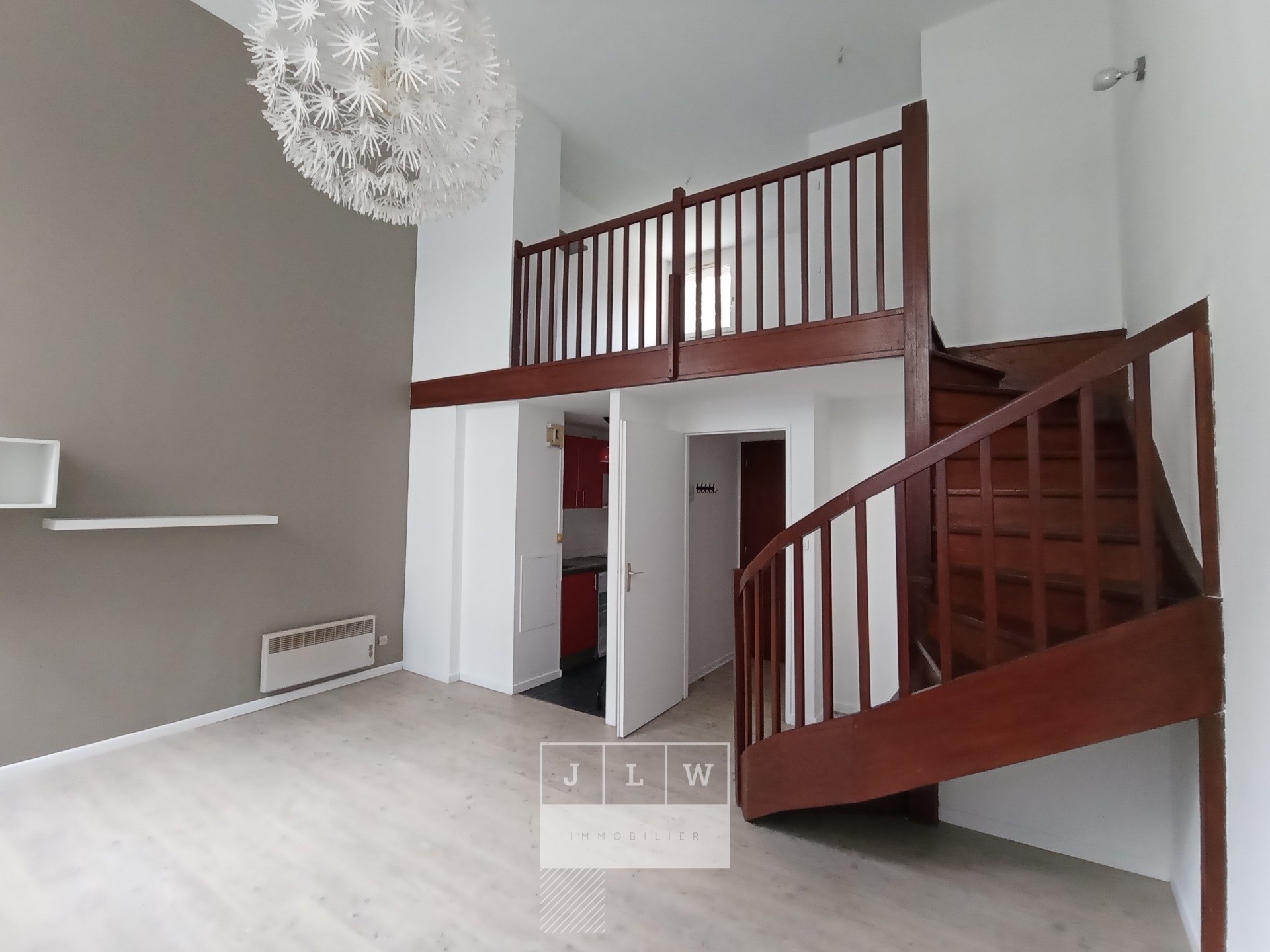 Alsp ll152 t1bis parking rue basse vieux lille Photo 3 - JLW Immobilier Alsp ll152 t1bis parking rue basse vieux lille Photo 3 - JLW Immobilier