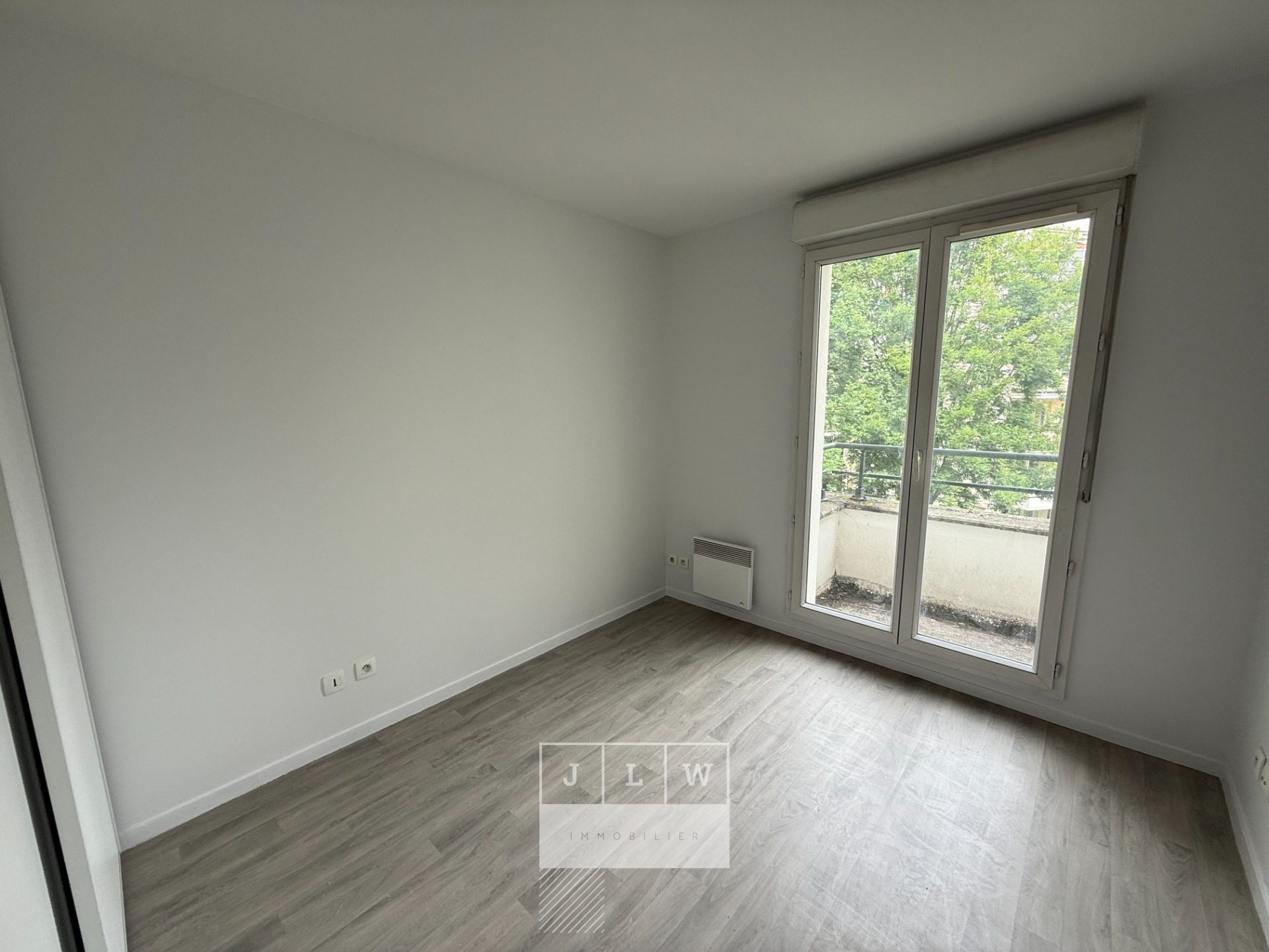 Amzi sr123 t3 peuple belge vieux lille balcon 55m Photo 3 - JLW Immobilier Amzi sr123 t3 peuple belge vieux lille balcon 55m Photo 3 - JLW Immobilier