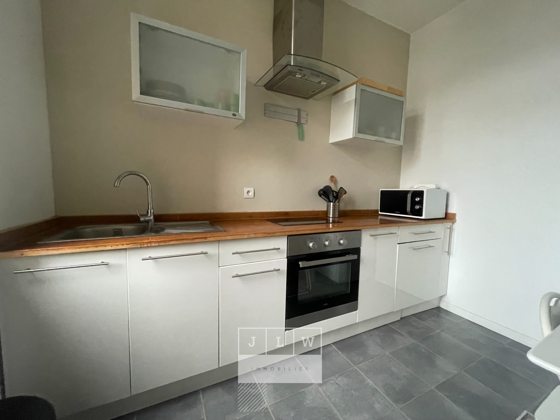 F1 republique Photo 3 - JLW Immobilier