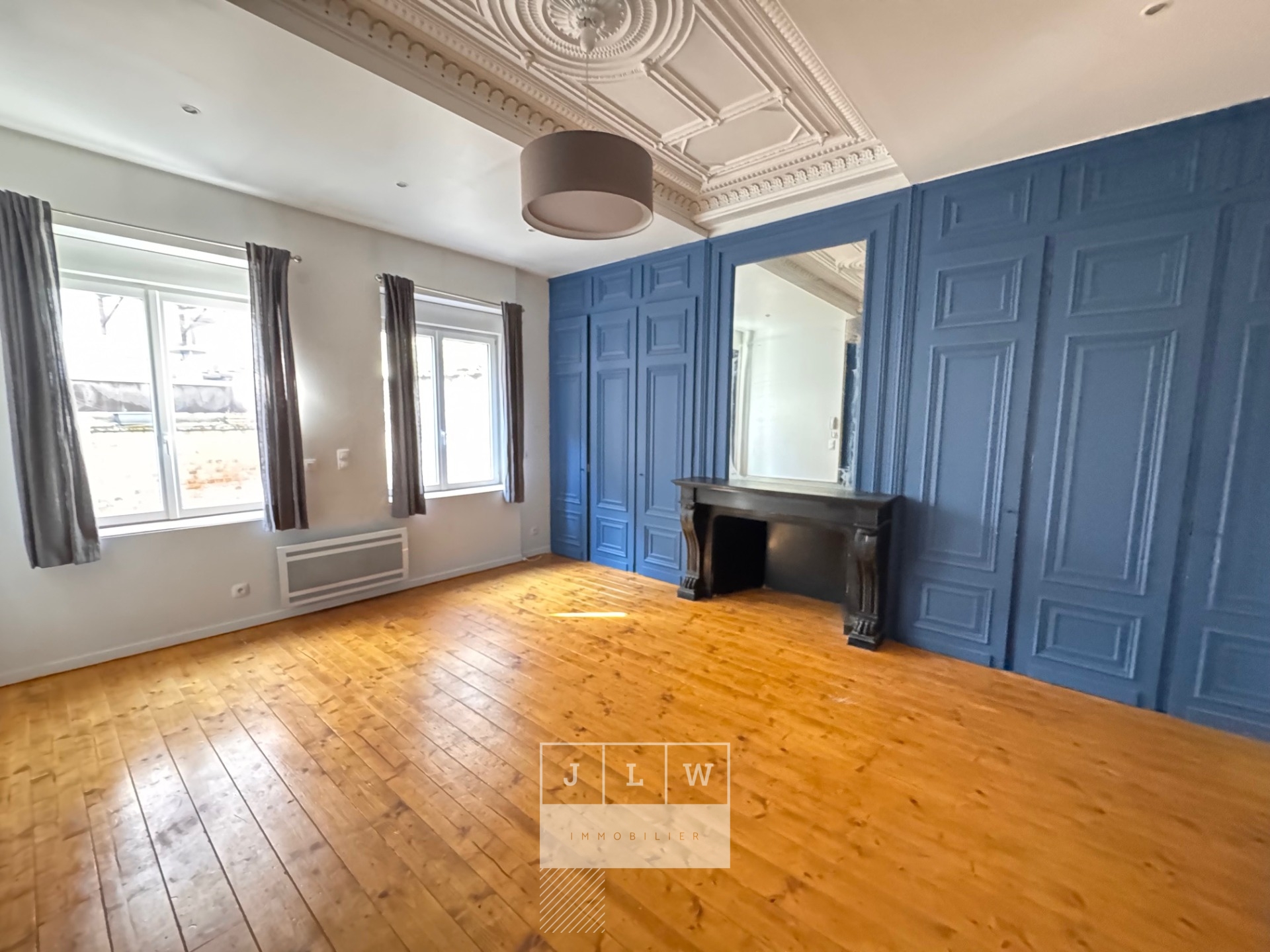 Lille hyper centre t2 avec cour Photo 1 - JLW Immobilier