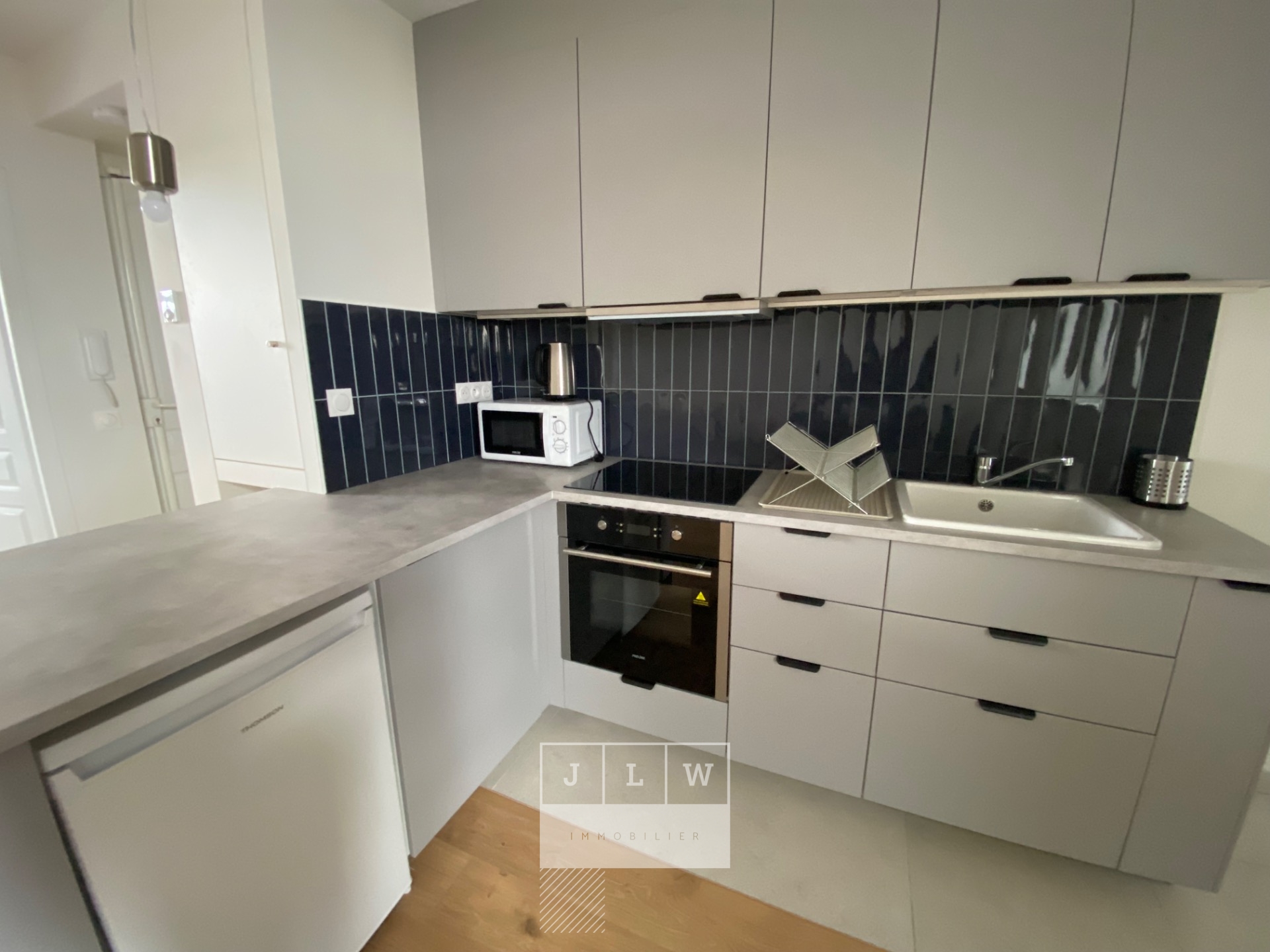 Aoda ll152 lille republique t3 meuble 4550m Photo 3 - JLW Immobilier