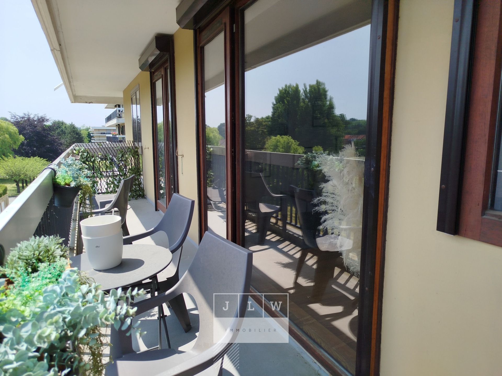 Apwx ll152 residence les cascades type 2 balcon Photo 9 - JLW Immobilier Apwx ll152 residence les cascades type 2 balcon Photo 9 - JLW Immobilier