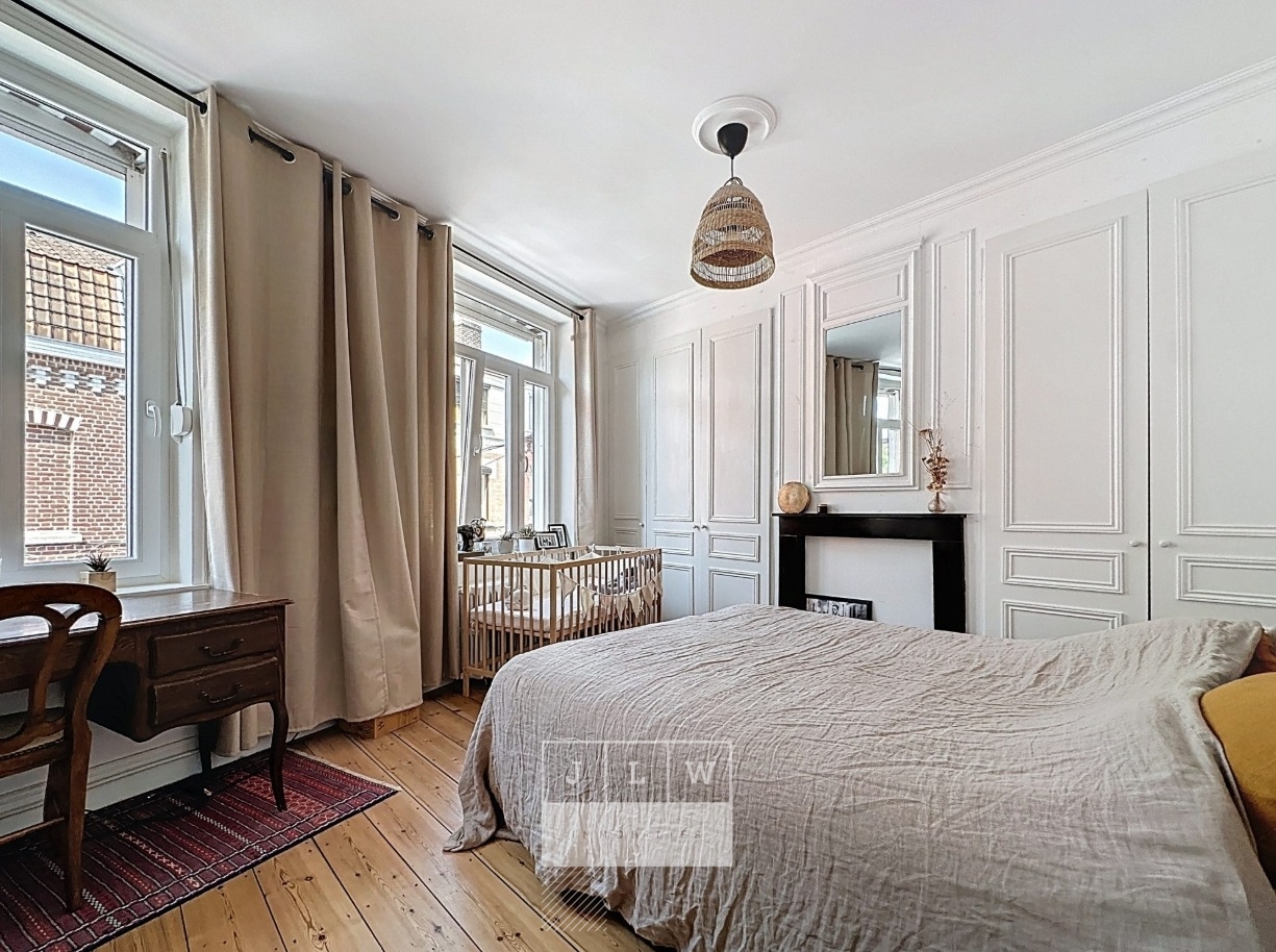 Saint maur charmante maison familiale avec jardin Photo 4 - JLW Immobilier Saint maur charmante maison familiale avec jardin Photo 4 - JLW Immobilier