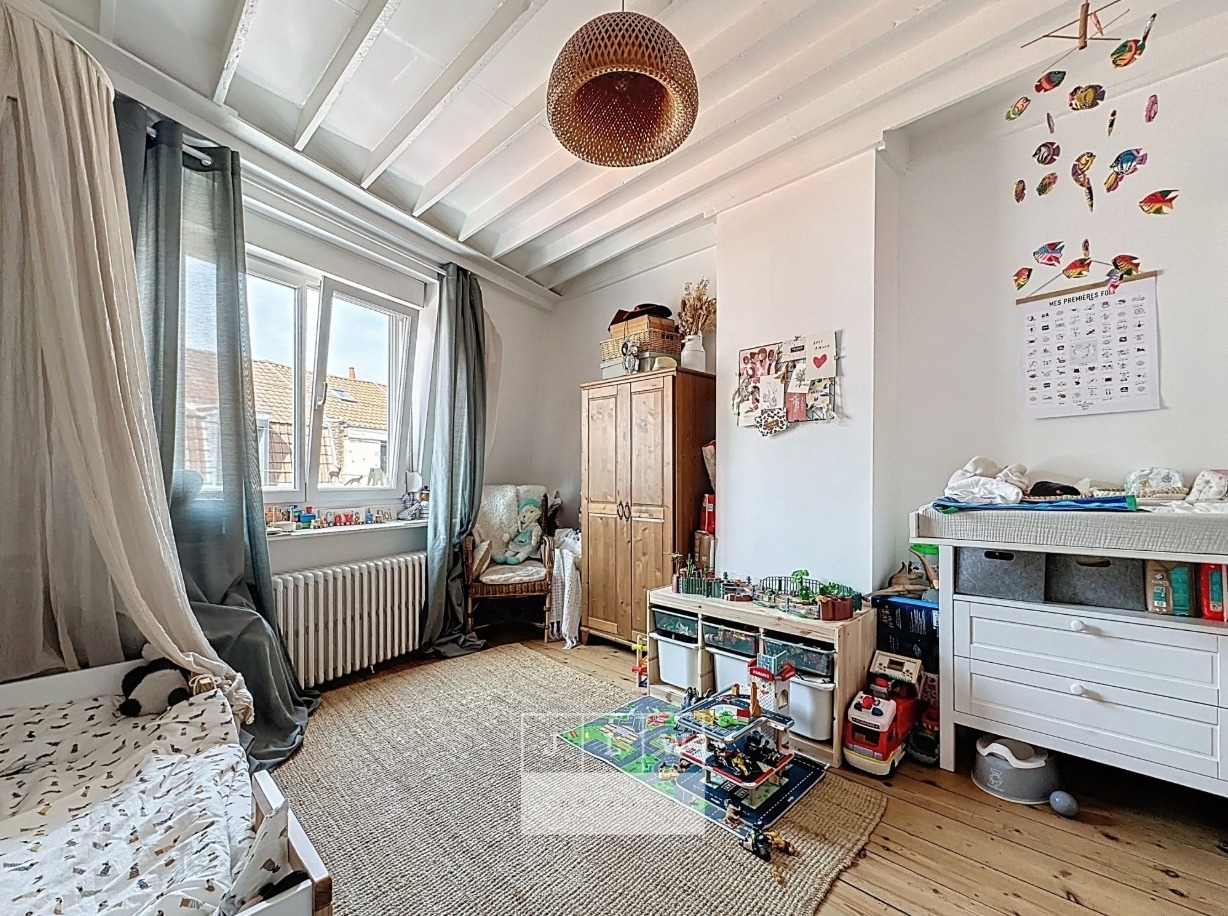 Saint maur charmante maison familiale avec jardin Photo 5 - JLW Immobilier Saint maur charmante maison familiale avec jardin Photo 5 - JLW Immobilier