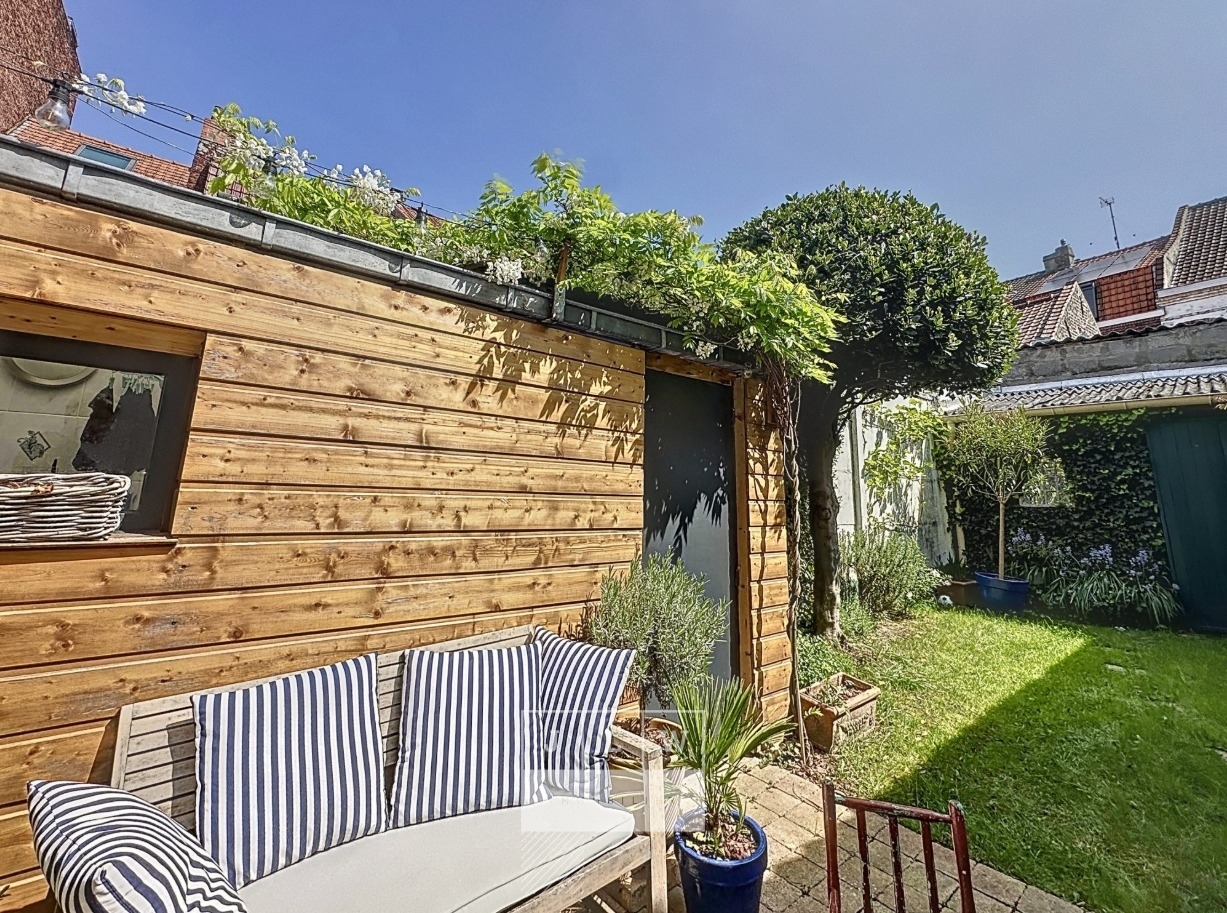 Saint maur charmante maison familiale avec jardin Photo 8 - JLW Immobilier Saint maur charmante maison familiale avec jardin Photo 8 - JLW Immobilier