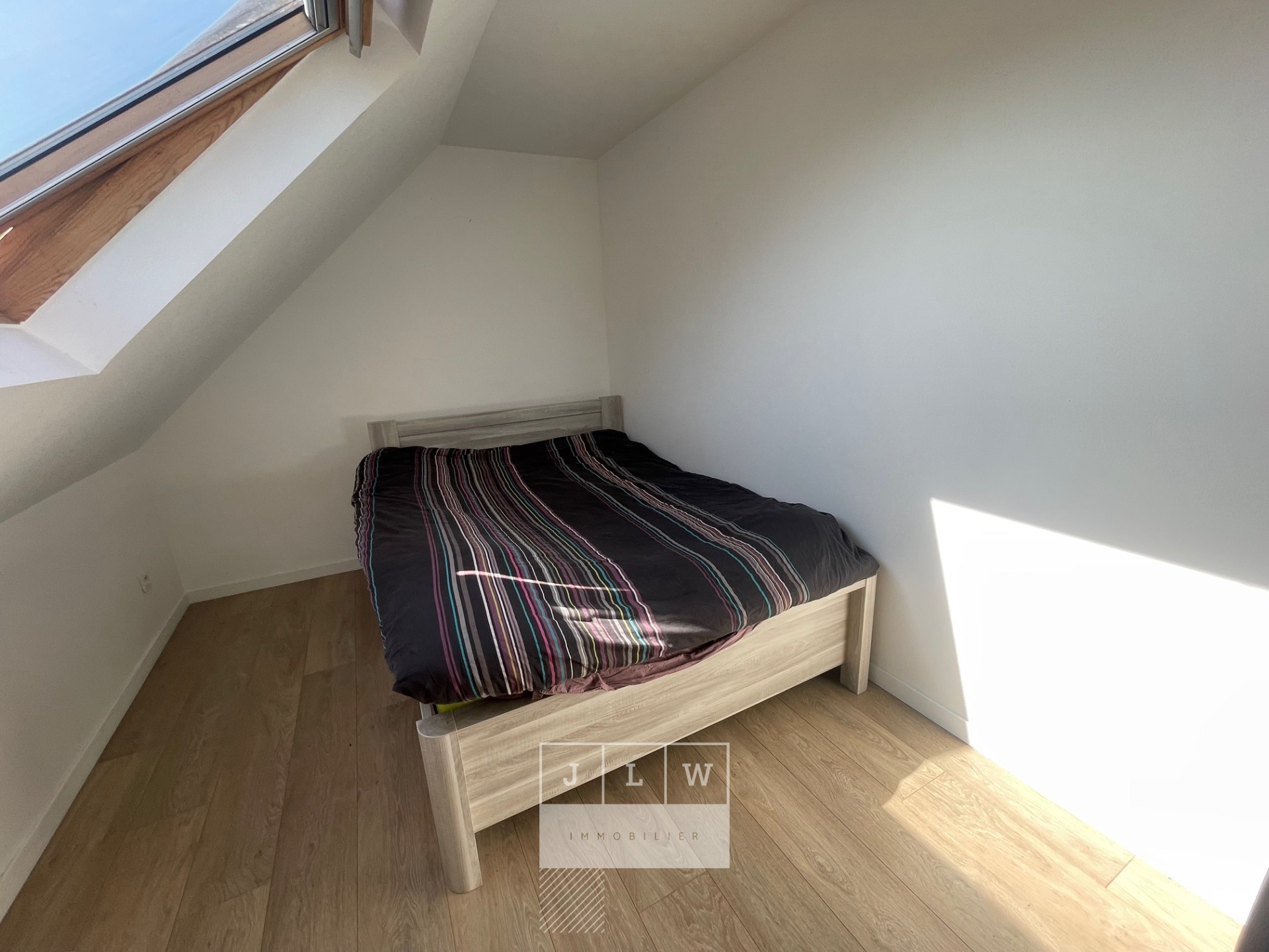 Republique t4 en duplex Photo 6 - JLW Immobilier Republique t4 en duplex Photo 6 - JLW Immobilier