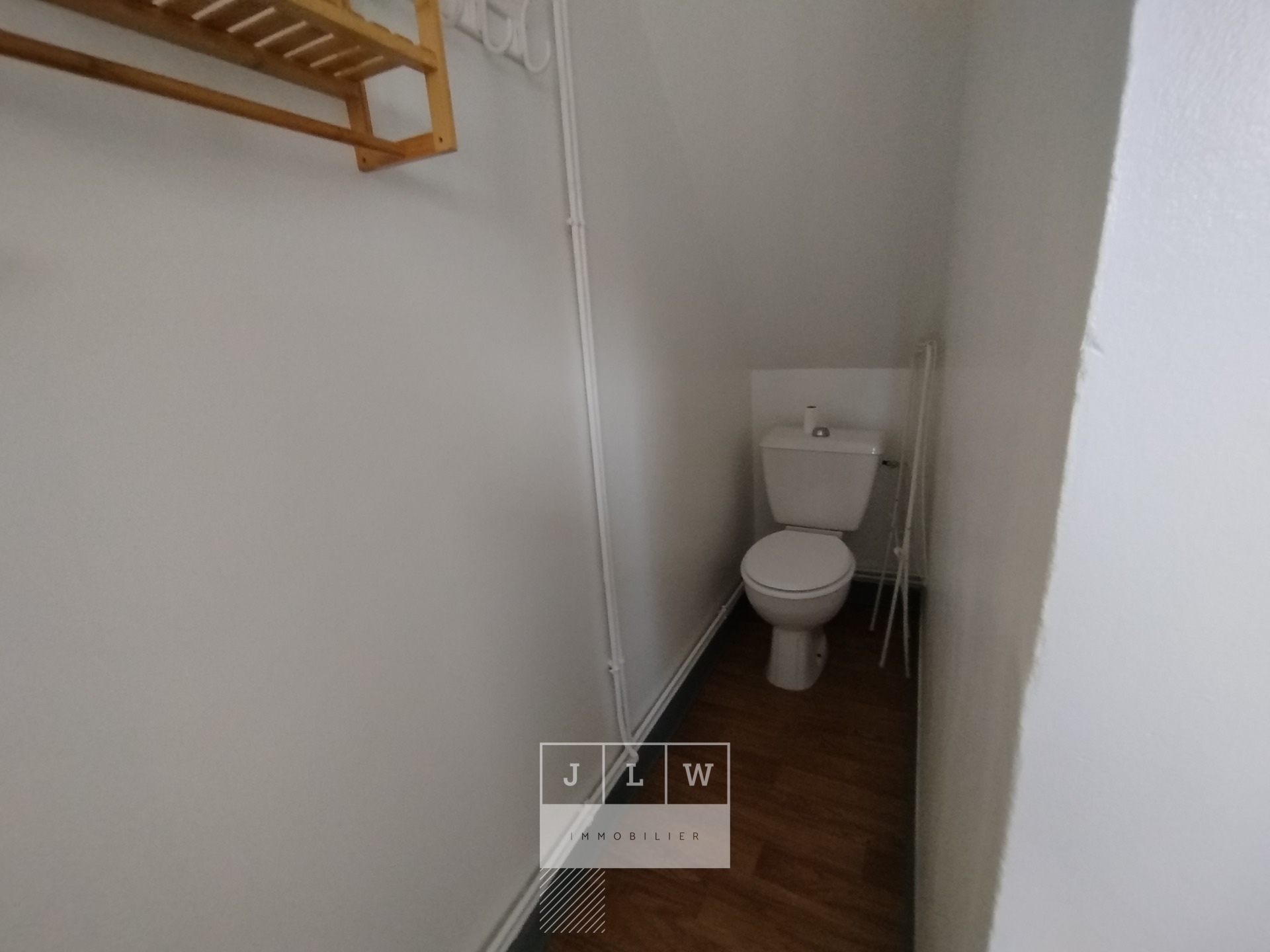 Aqwu ll152 t1 duplex meuble rue de l hopital saint roch Photo 8 - JLW Immobilier
