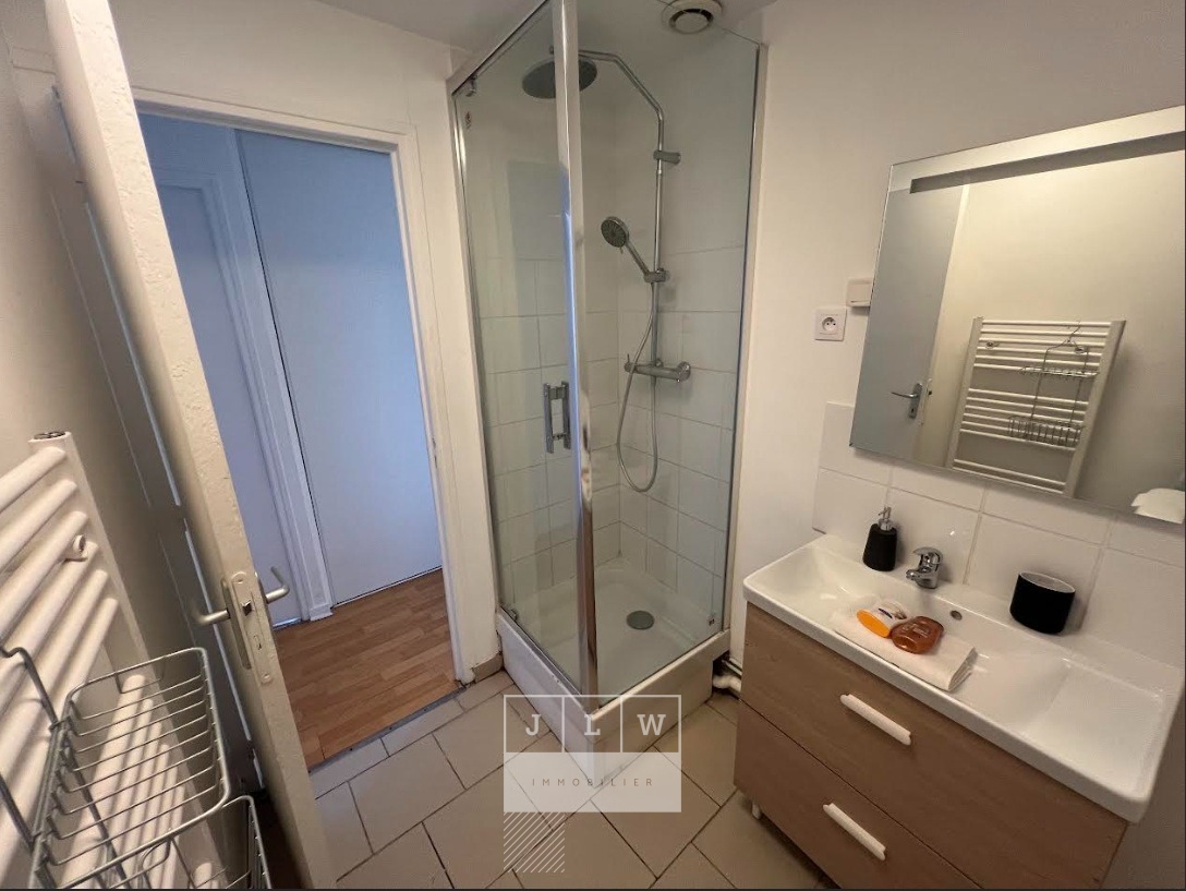 Aqxk ll152 2 chambres meuble quartier moulin Photo 8 - JLW Immobilier Aqxk ll152 2 chambres meuble quartier moulin Photo 8 - JLW Immobilier