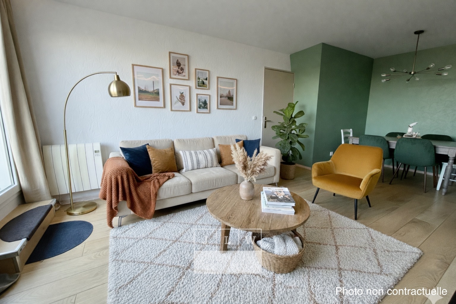 Appartement t2 dernier etage avec terrasse et parking Photo 1 - JLW Immobilier Appartement t2 dernier etage avec terrasse et parking Photo 1 - JLW Immobilier