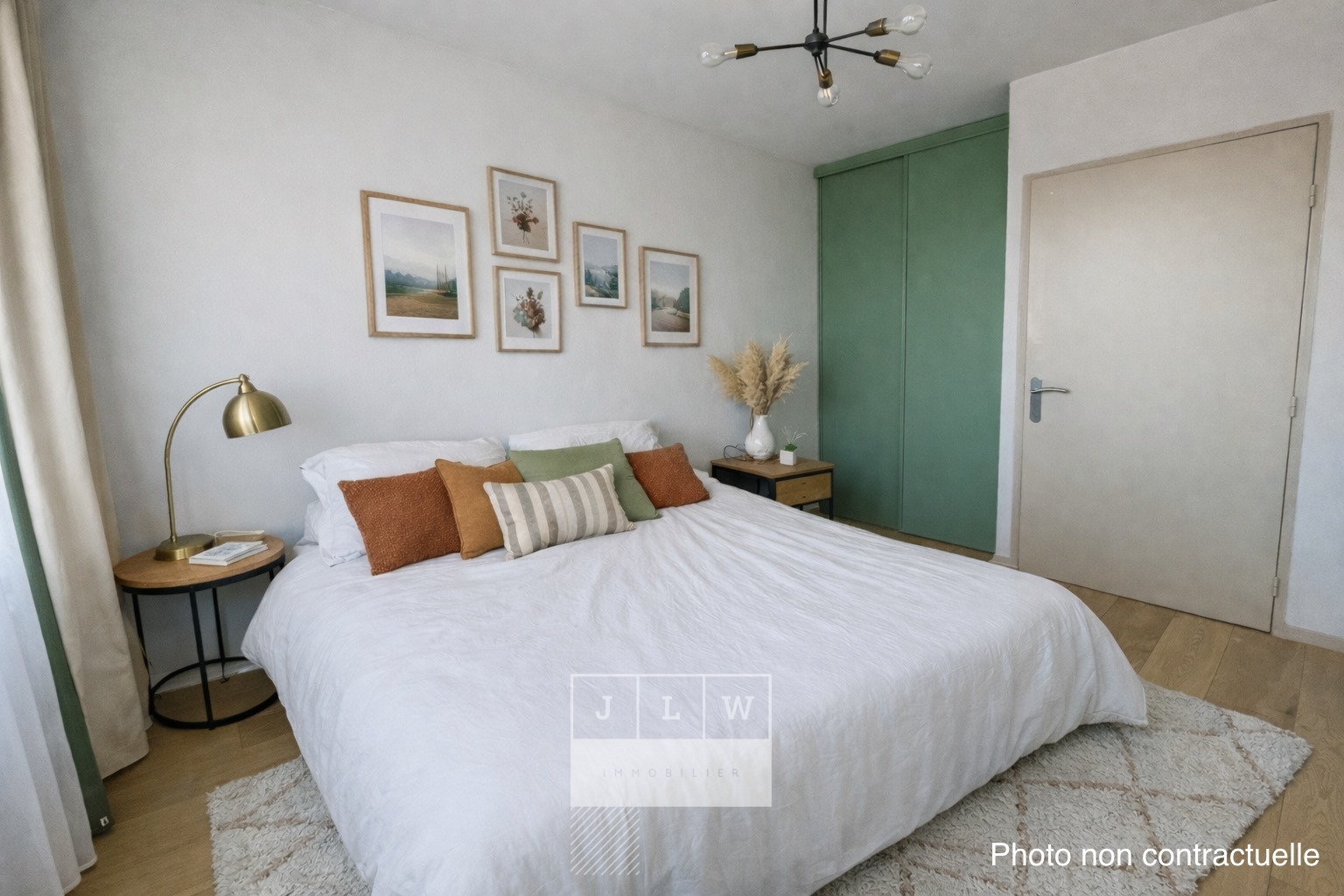 Appartement t2 dernier etage avec terrasse et parking Photo 2 - JLW Immobilier Appartement t2 dernier etage avec terrasse et parking Photo 2 - JLW Immobilier