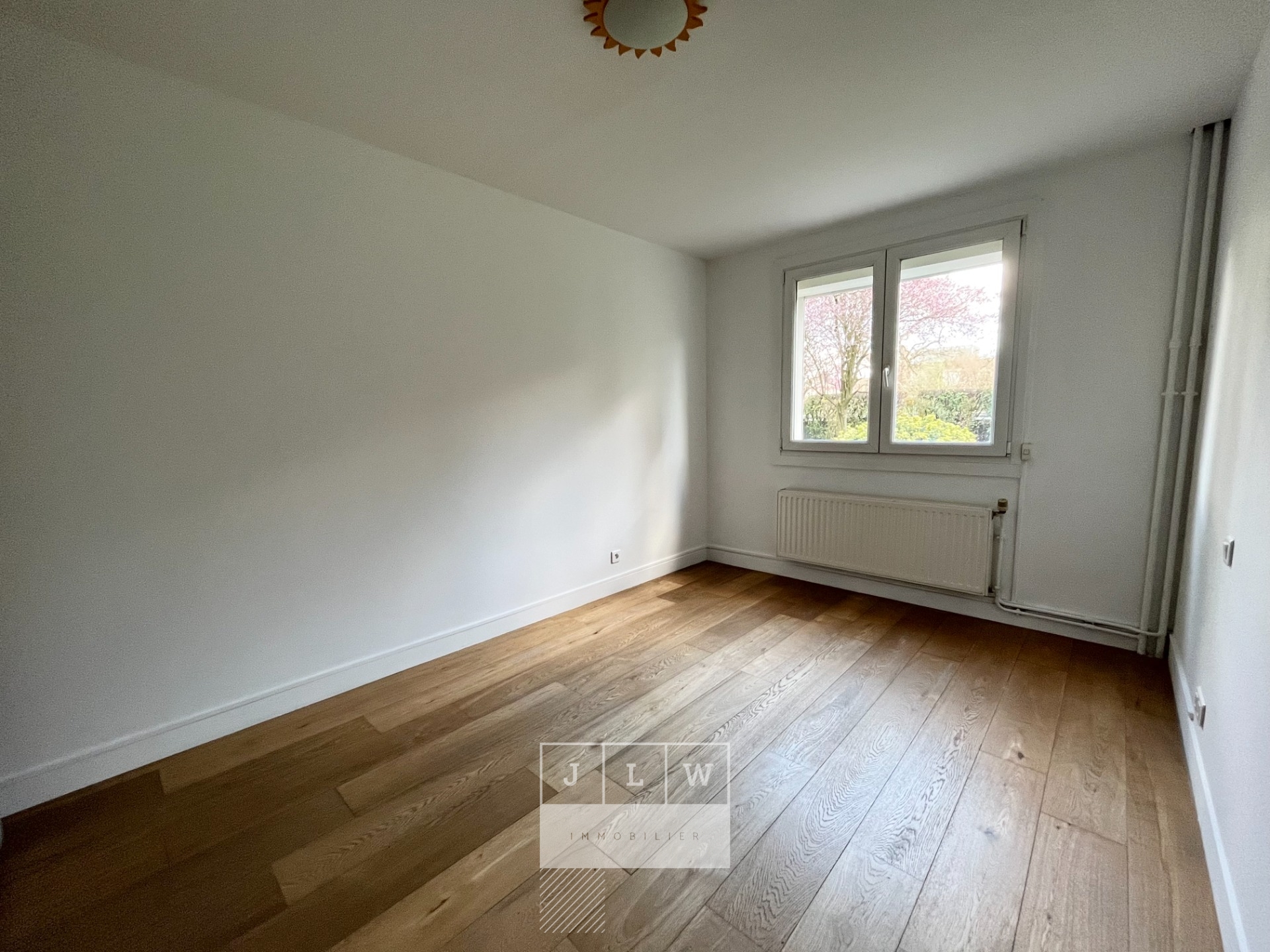 Lille  appartement de type 2 avec garage et balcon Photo 4 - JLW Immobilier