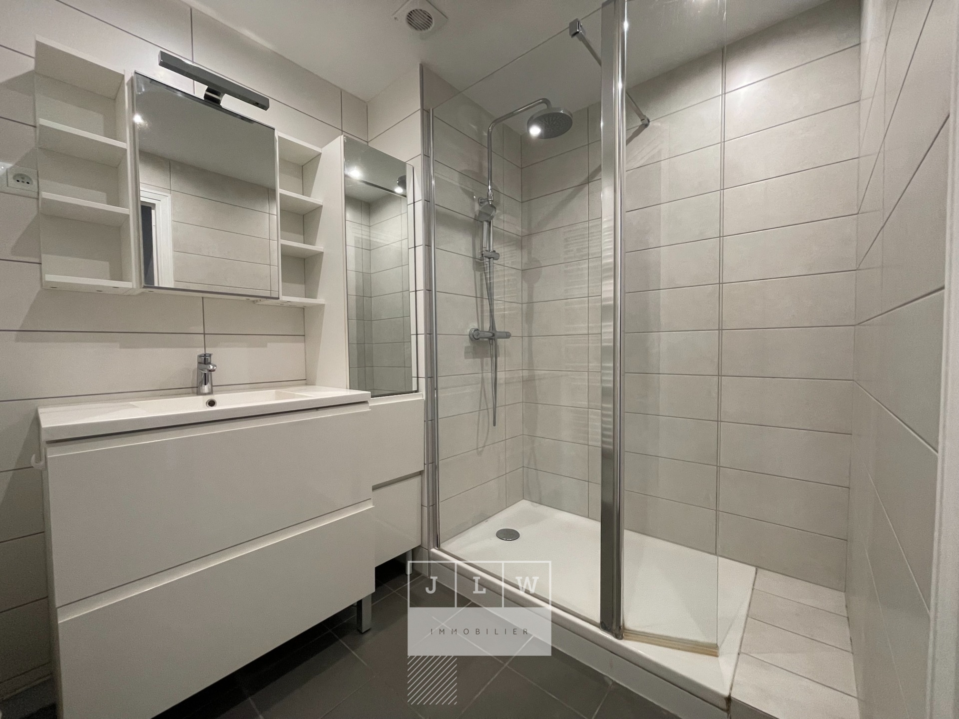 Lille  appartement de type 2 avec garage et balcon Photo 6 - JLW Immobilier