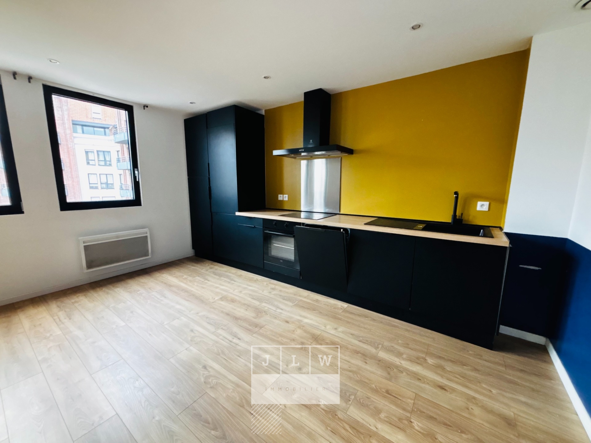 Vieux lille appartement de type 3 avec parking et cave Photo 2 - JLW Immobilier Vieux lille appartement de type 3 avec parking et cave Photo 2 - JLW Immobilier