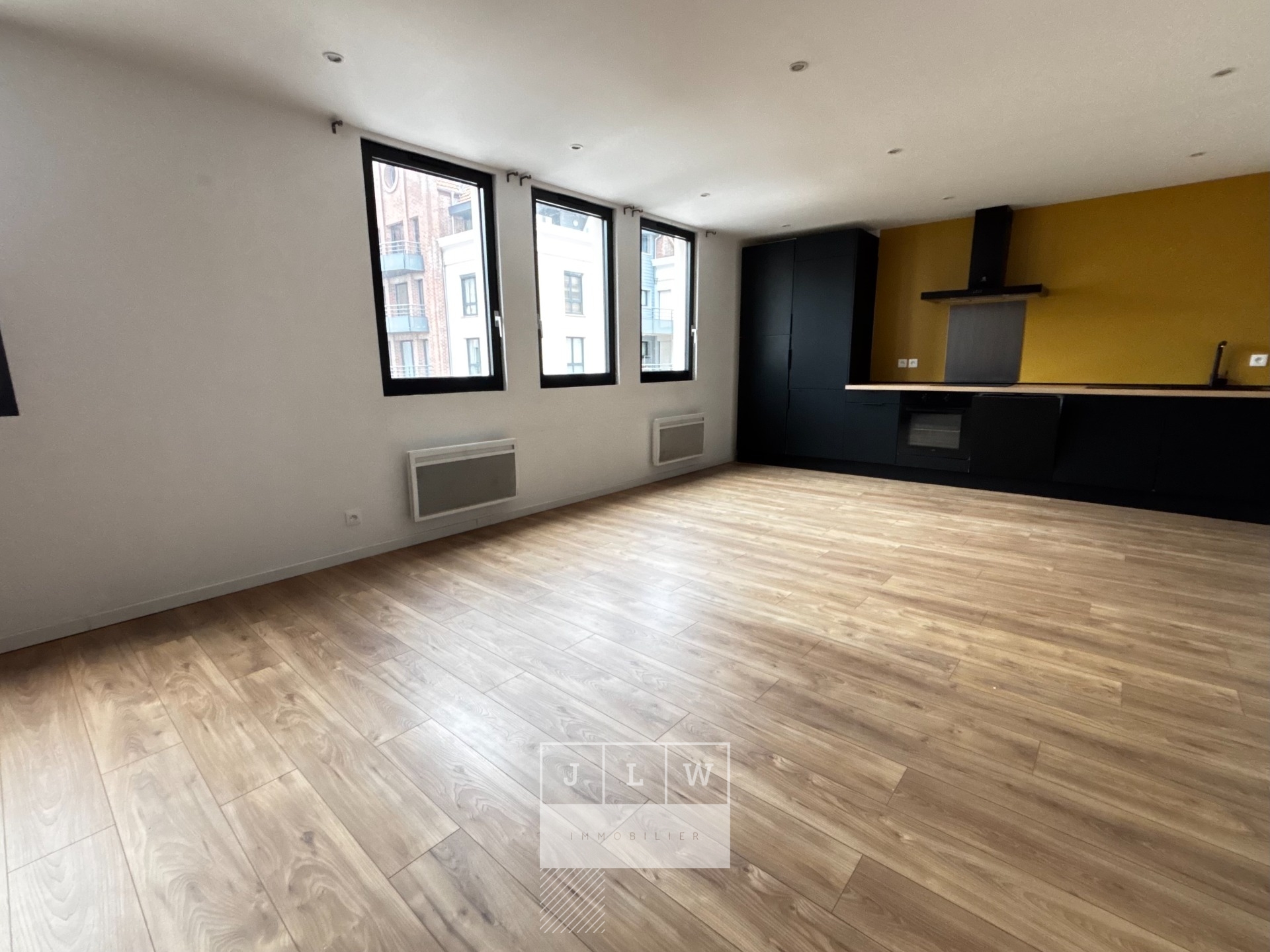 Vieux lille appartement de type 3 avec parking et cave Photo 2 - JLW Immobilier