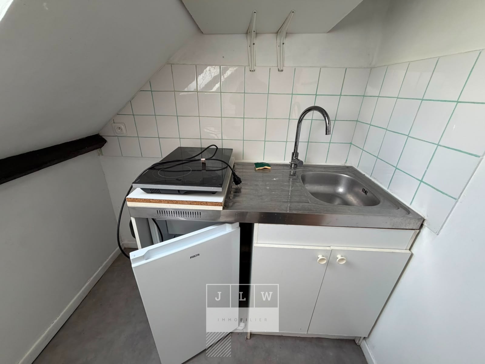 Arxw ll152 appartement studio meuble cave parking Photo 5 - JLW Immobilier Arxw ll152 appartement studio meuble cave parking Photo 5 - JLW Immobilier