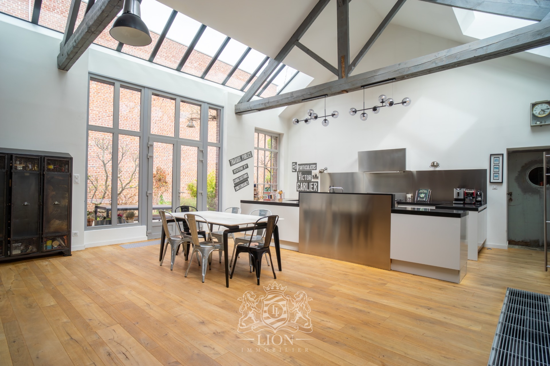Superbe loft d exception avec exterieur Photo 2 - JLW Immobilier Superbe loft d exception avec exterieur Photo 2 - JLW Immobilier