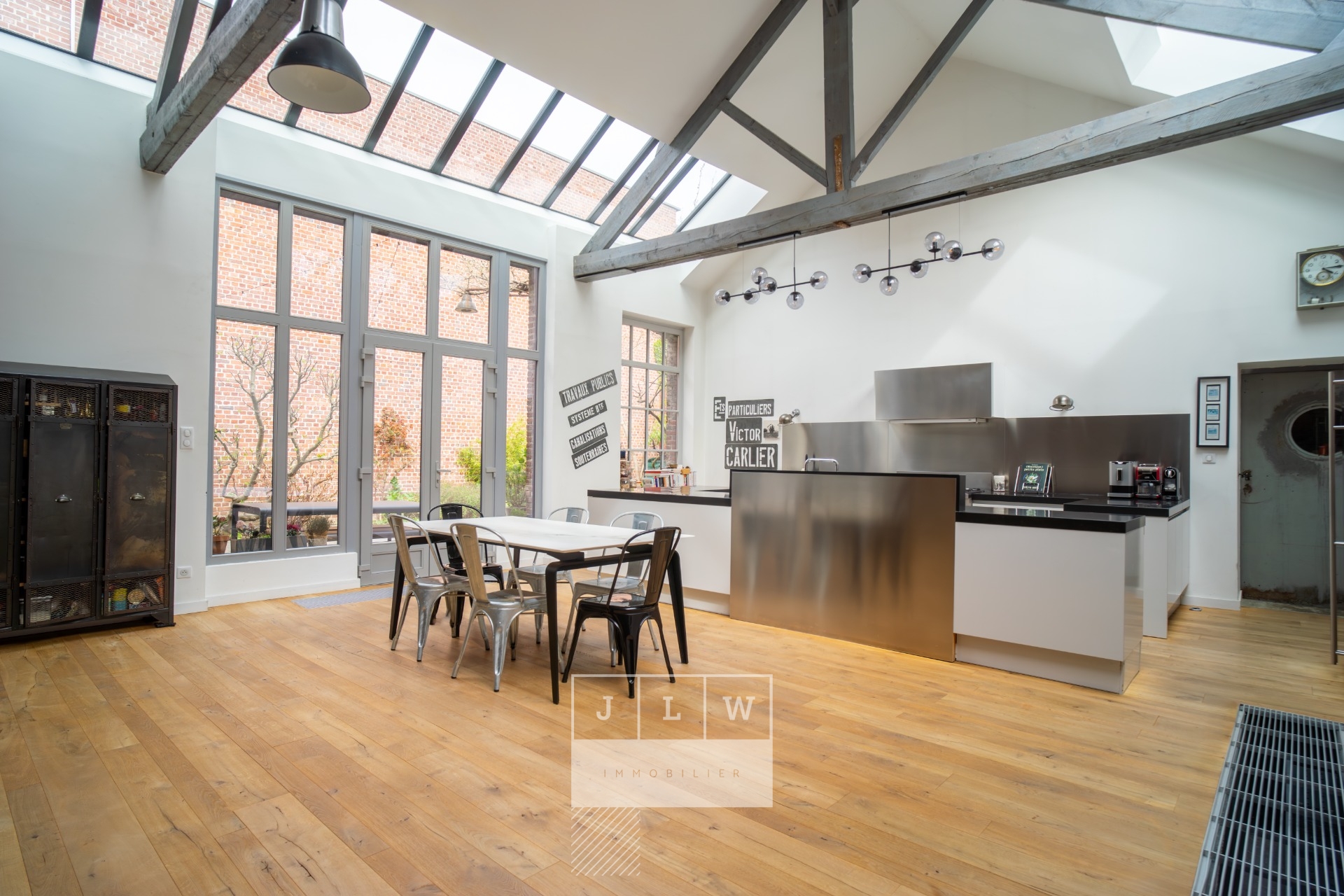 Superbe loft d exception avec exterieur Photo 3 - JLW Immobilier Superbe loft d exception avec exterieur Photo 3 - JLW Immobilier