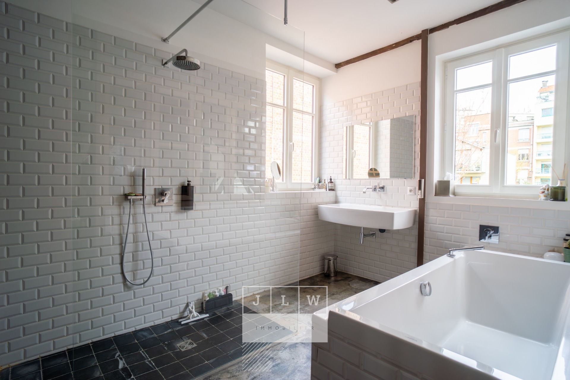 Superbe loft d exception avec exterieur Photo 11 - JLW Immobilier Superbe loft d exception avec exterieur Photo 11 - JLW Immobilier