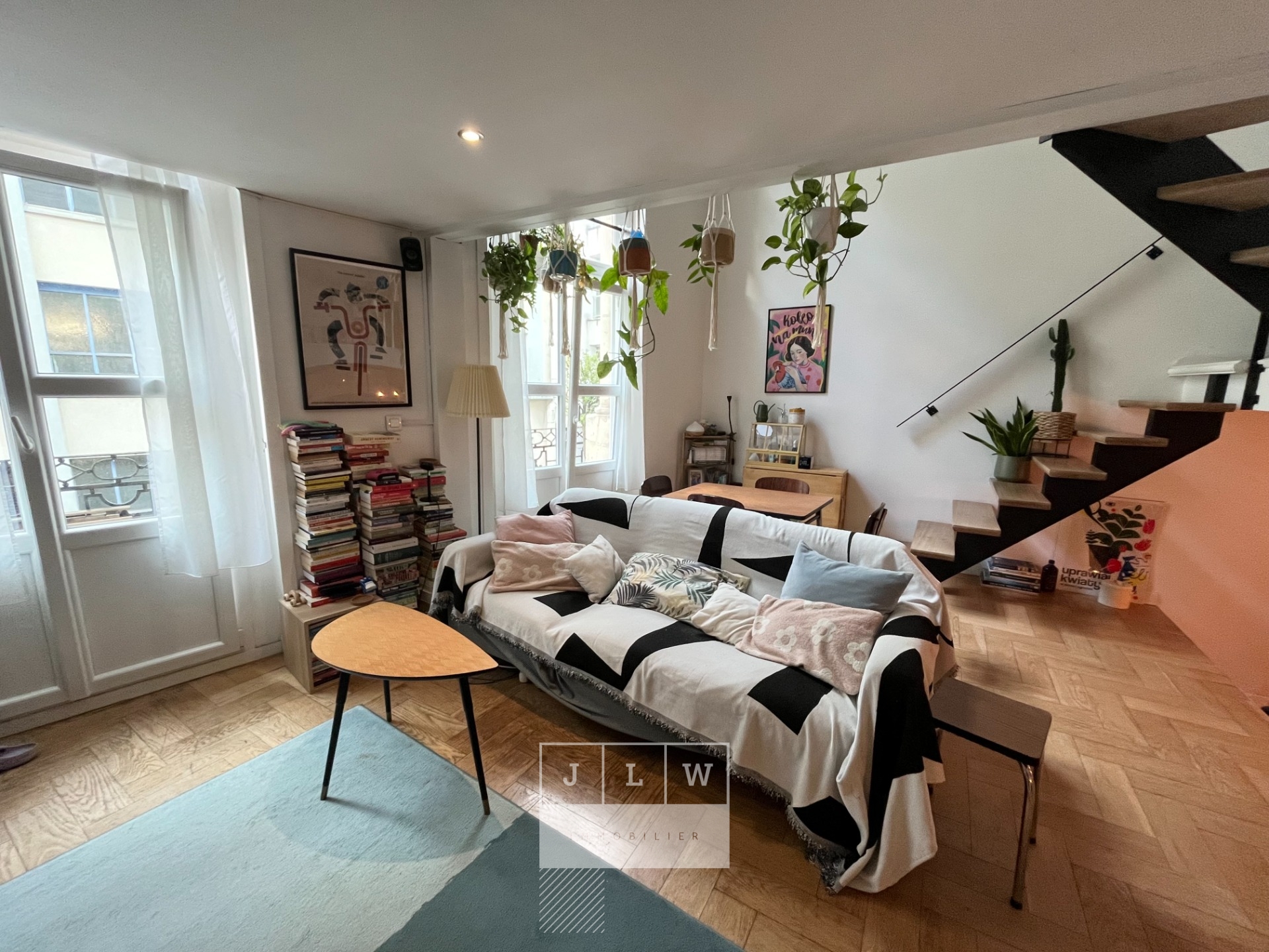 Lille hyper centre duplex de 68m avec balcon Photo 1 - JLW Immobilier Lille hyper centre duplex de 68m avec balcon Photo 1 - JLW Immobilier